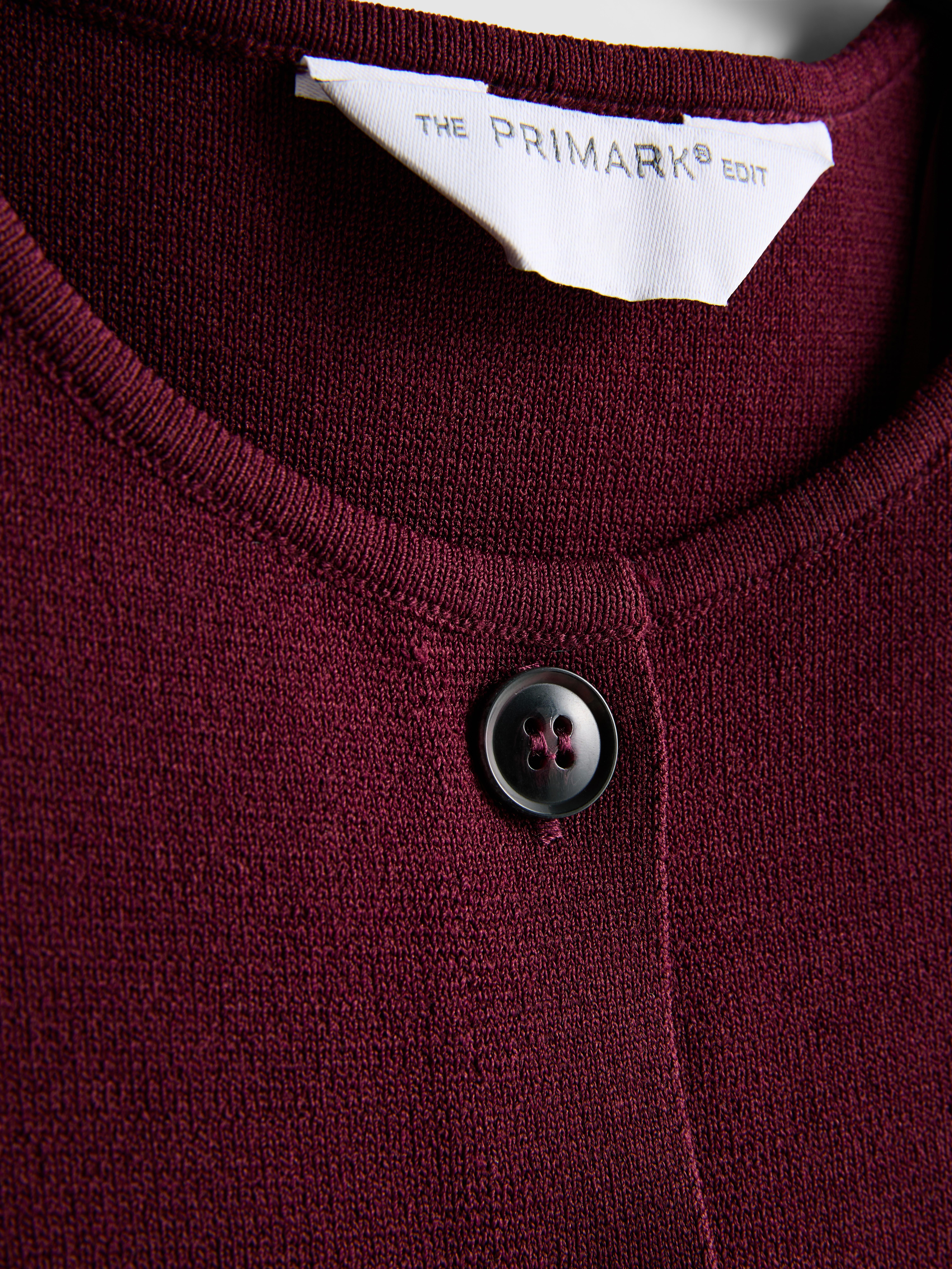 Gebreide tanktop met knoopsluiting The Edit