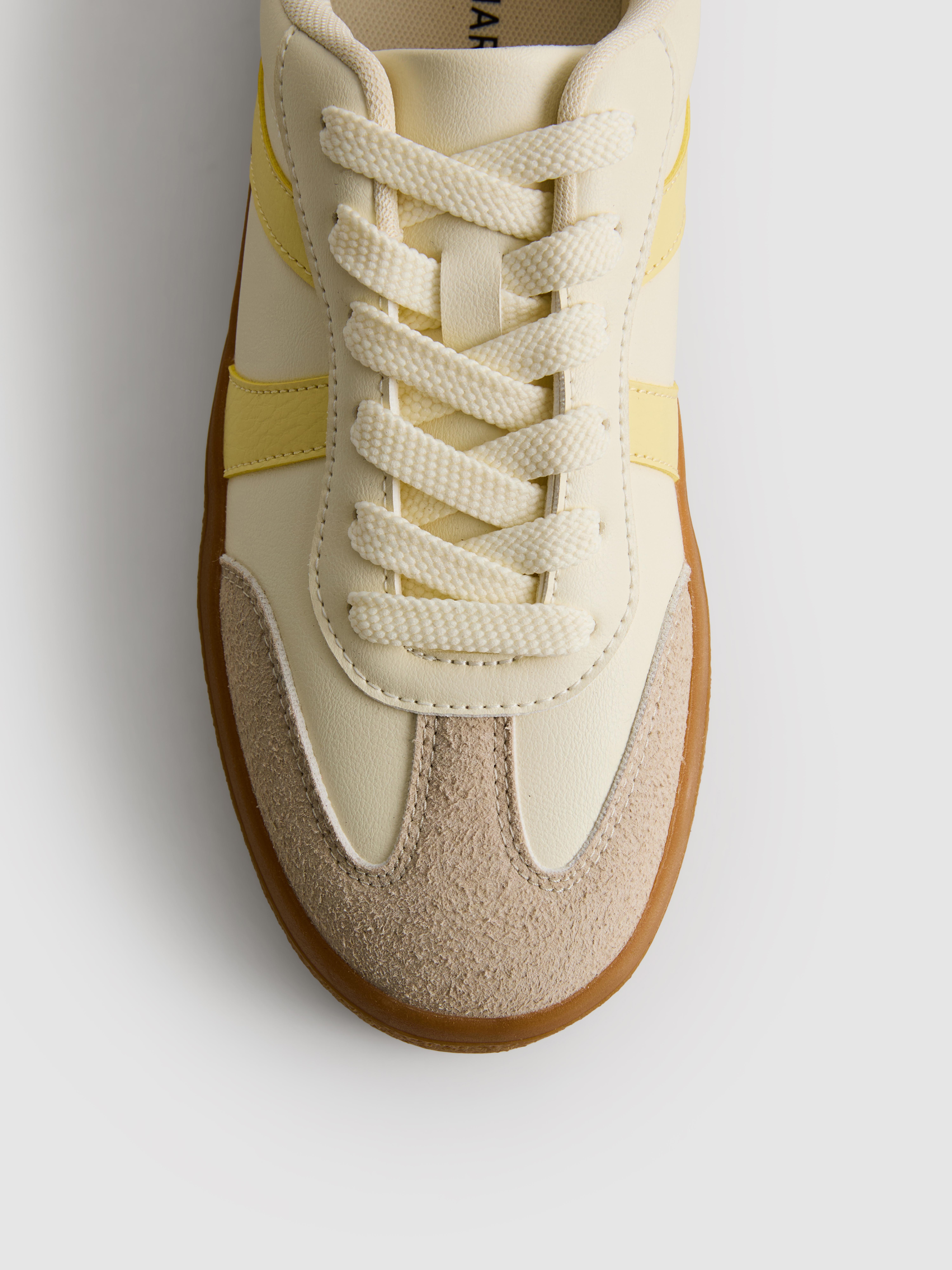 Women's Light Yellow Flatform Gum Sole