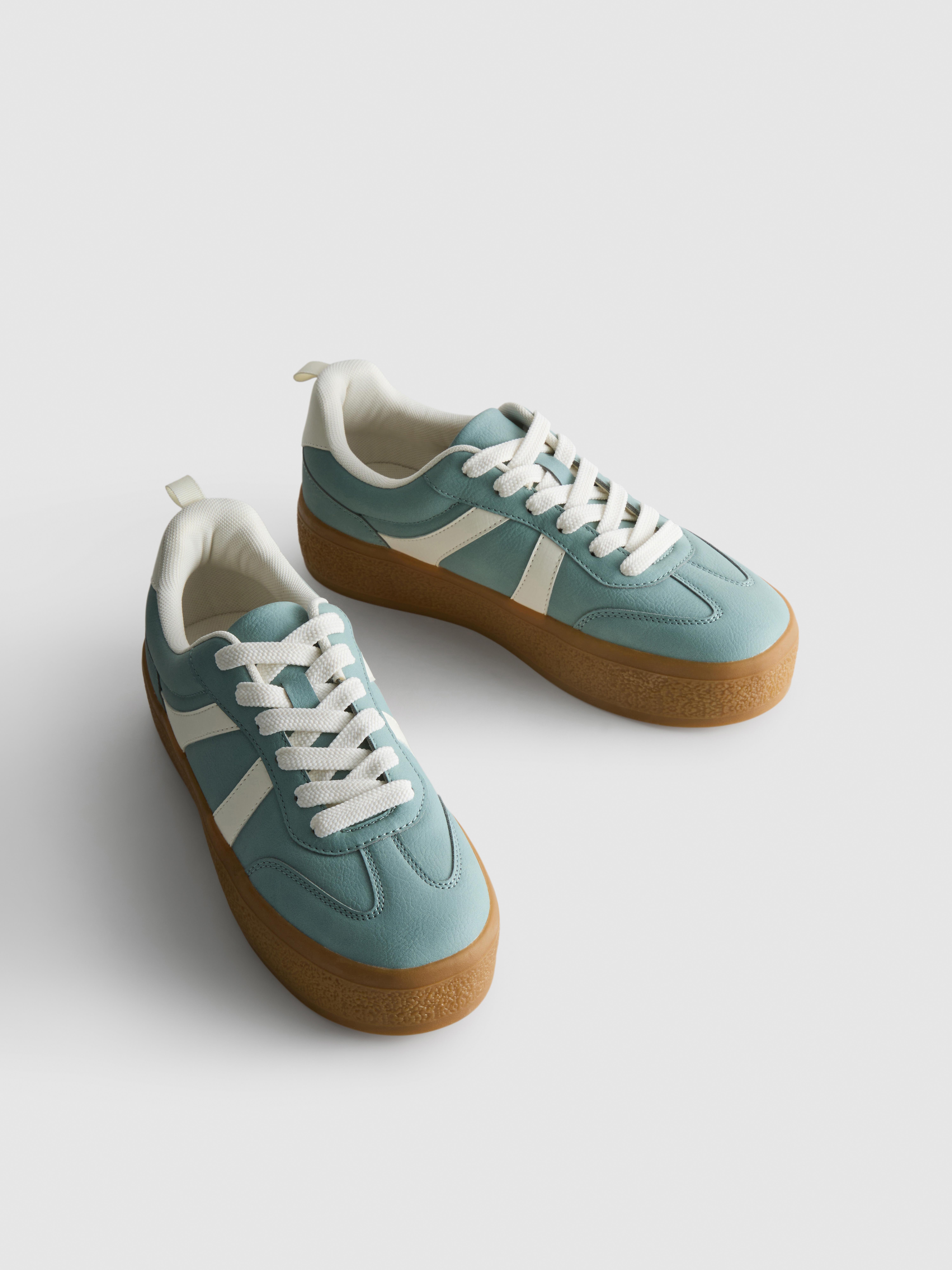 Gum Sole Flatform Sneakers