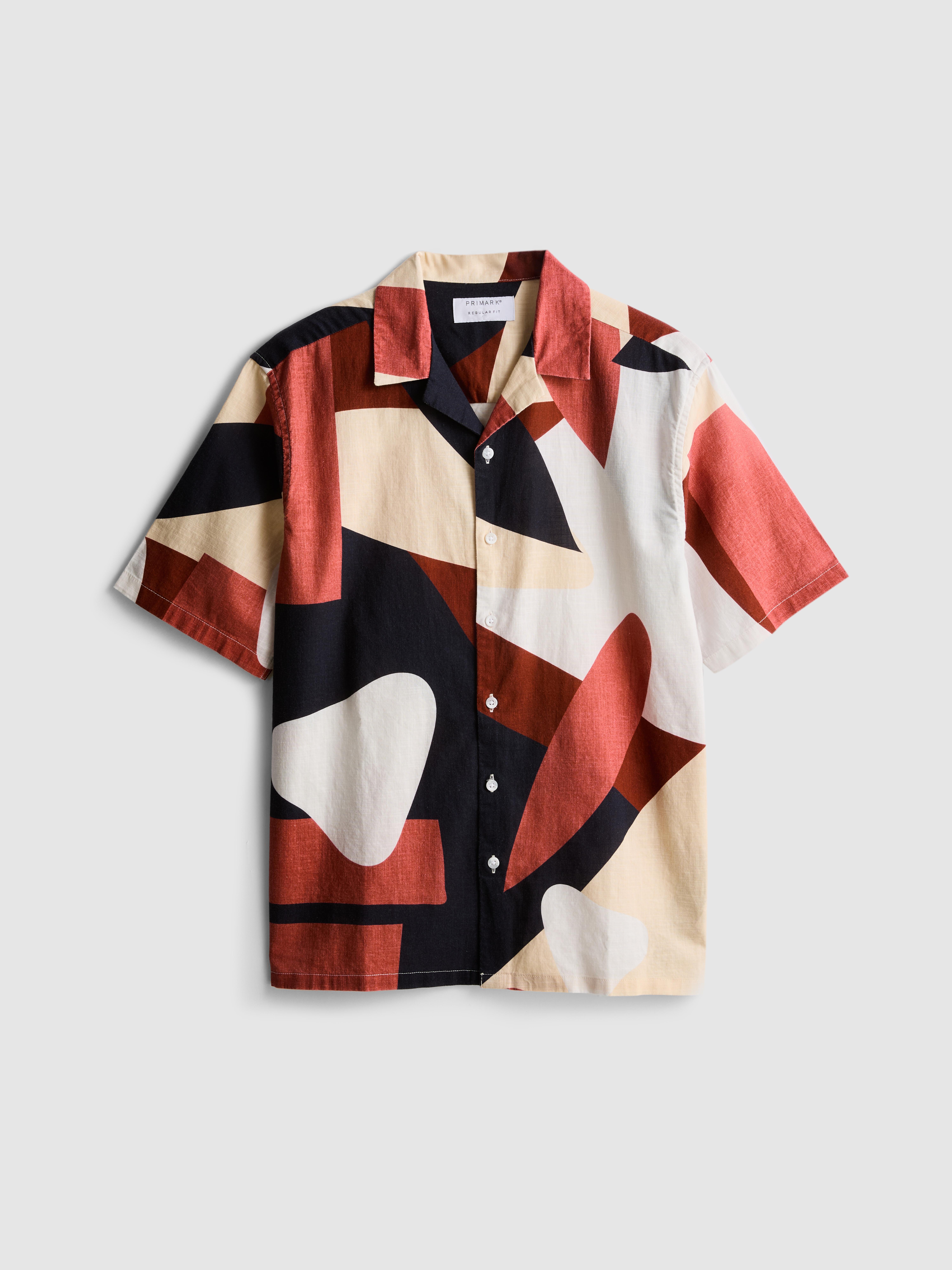 Rövid ujjú, absztrakt mintás ing