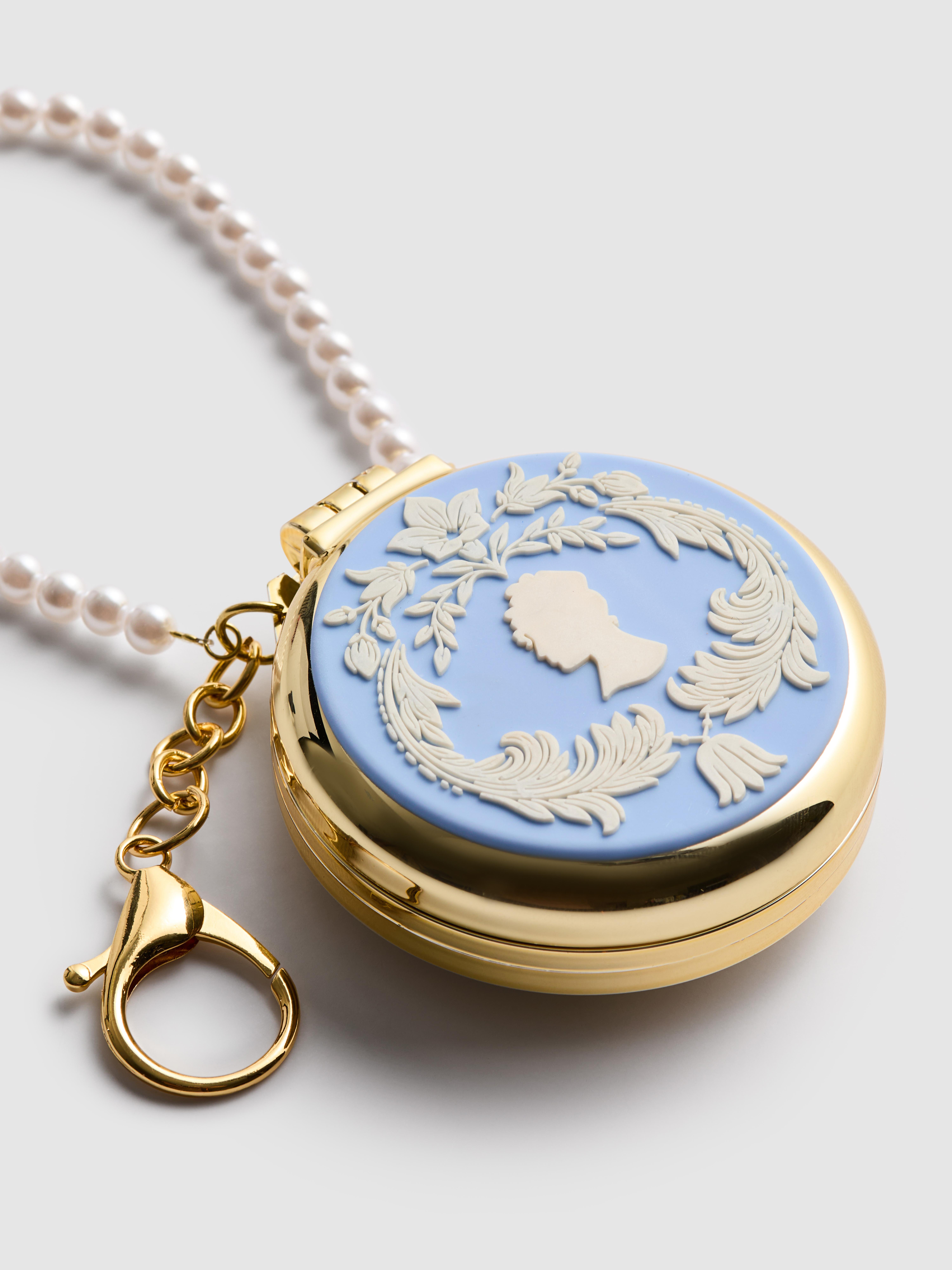 Bridgerton Hairbrush Compact