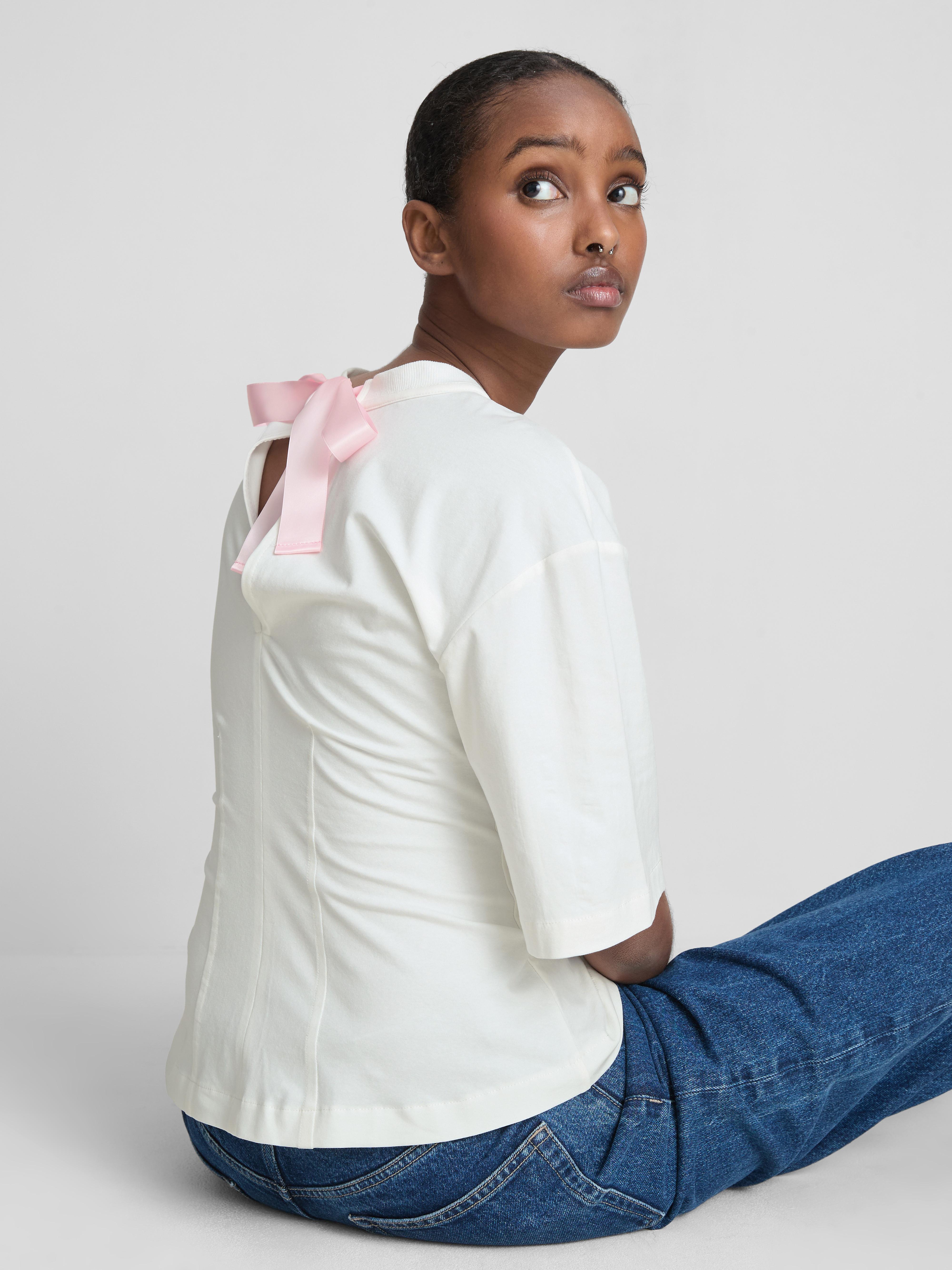 Bridesmaids Bridal Graphic Bow T-Shirt