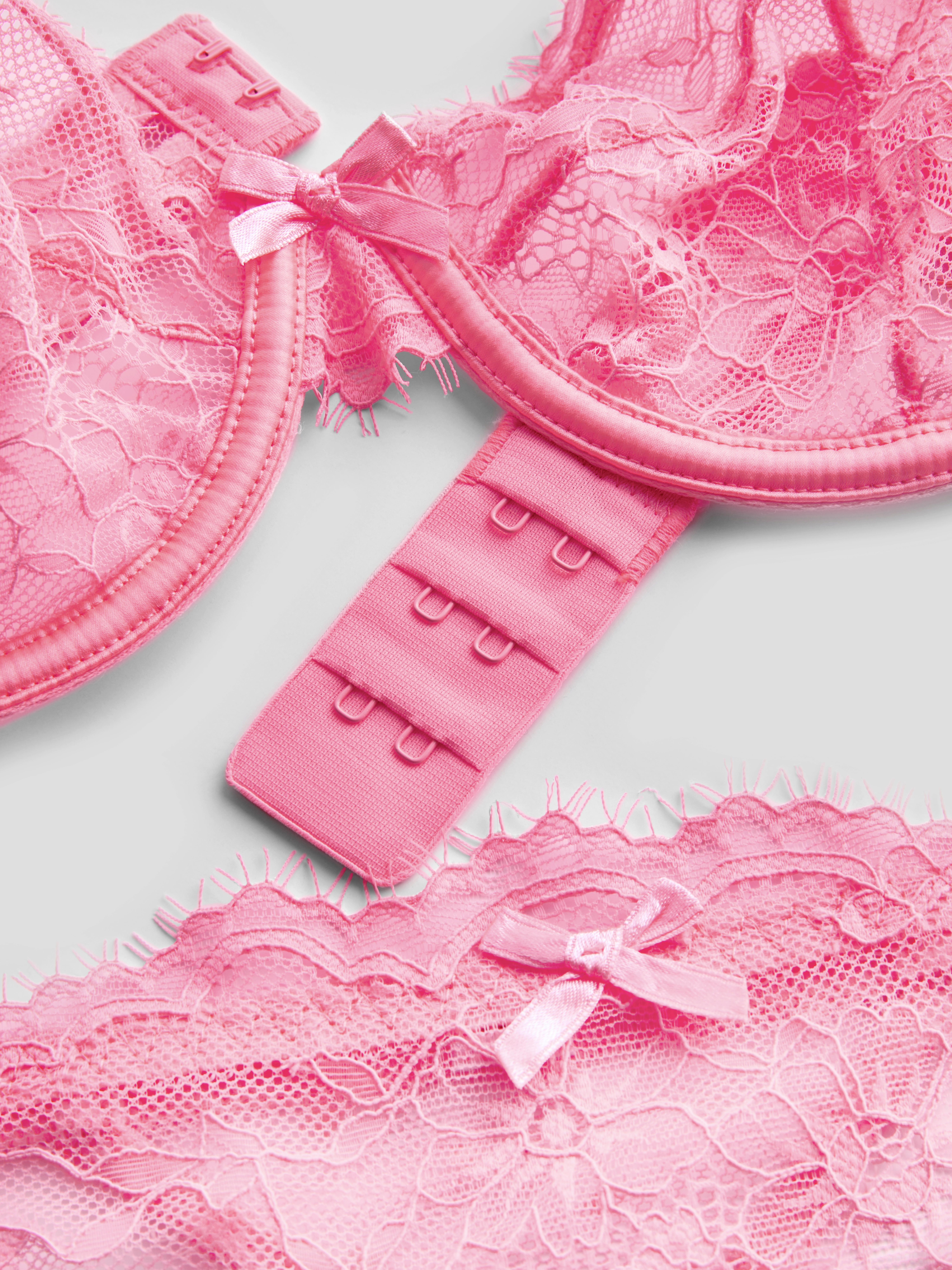 Lace Underwired Lingerie Set