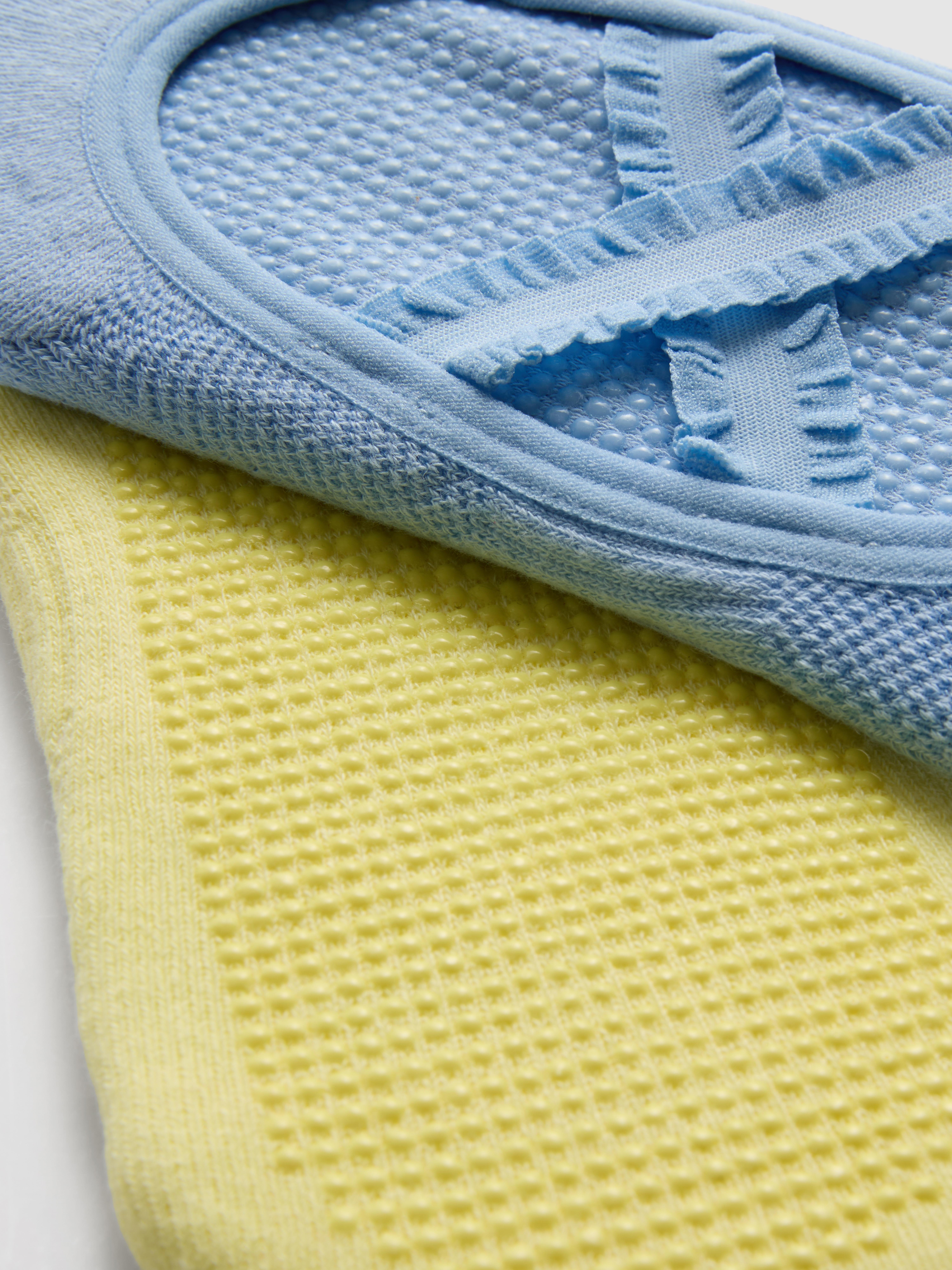 Women's Yellow 2pk Pilates Grip Socks