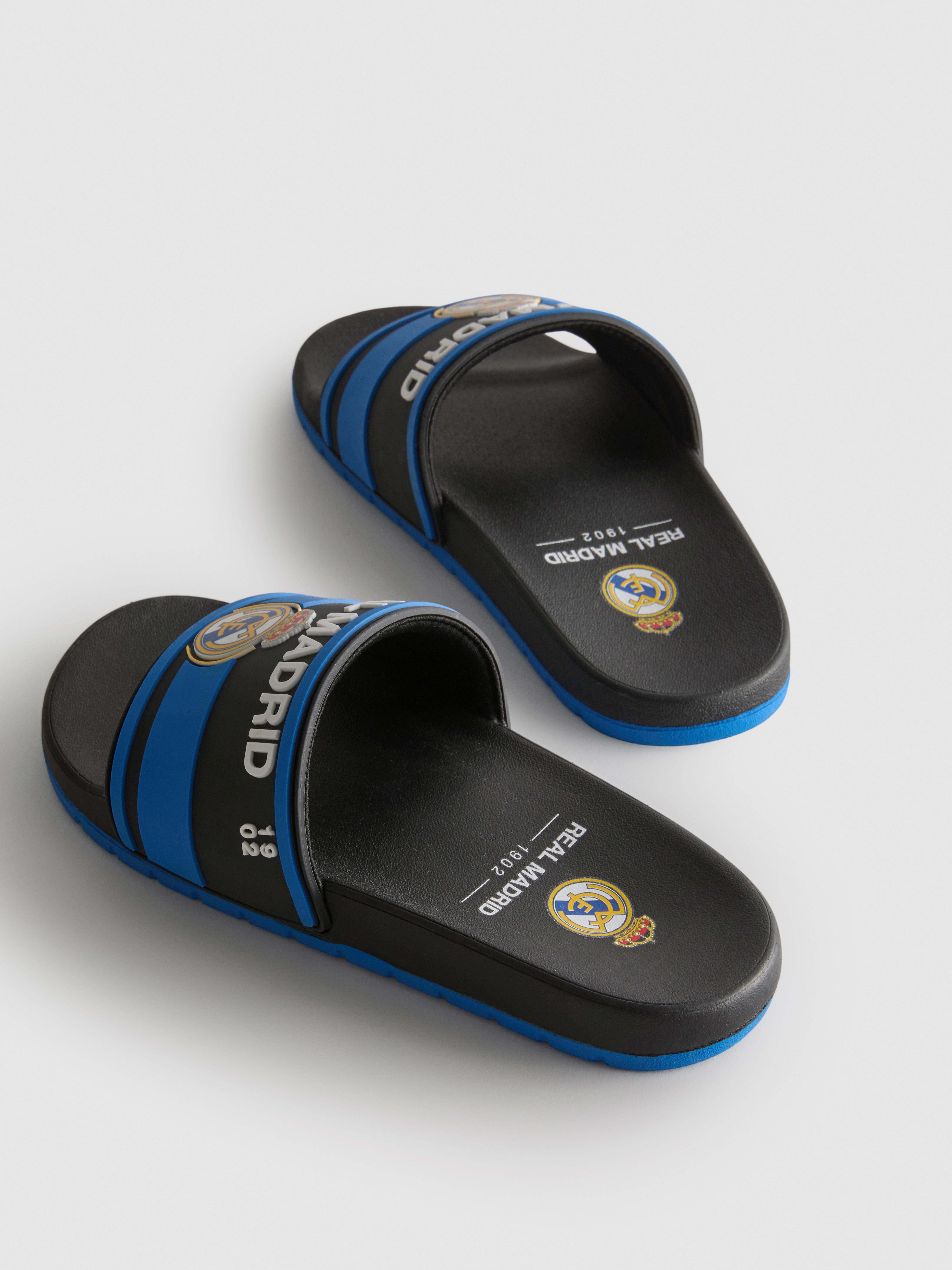 „Real Madrid CF“ Badesandalen