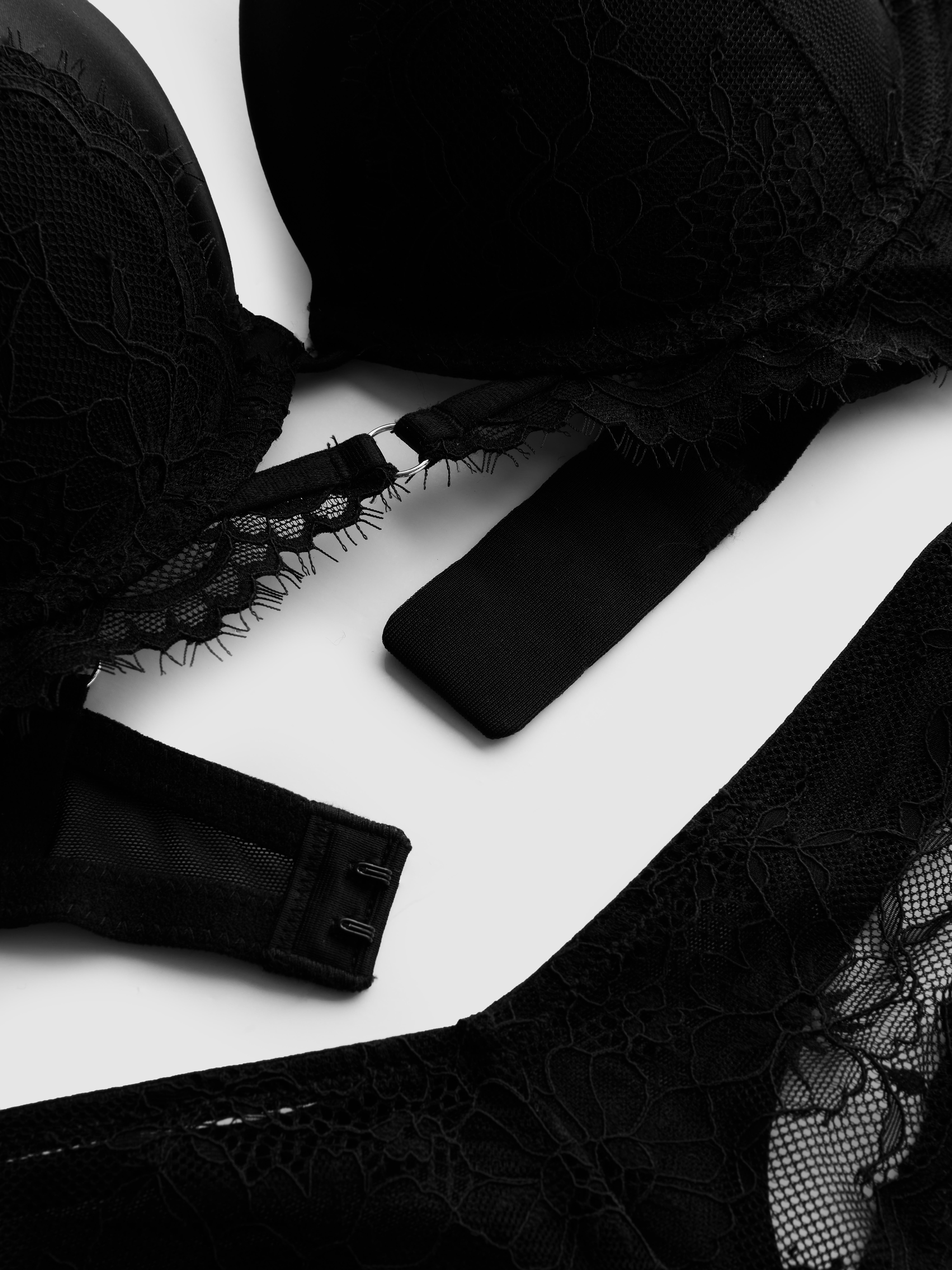 Padded Lace Plunge Bra and Thong Set