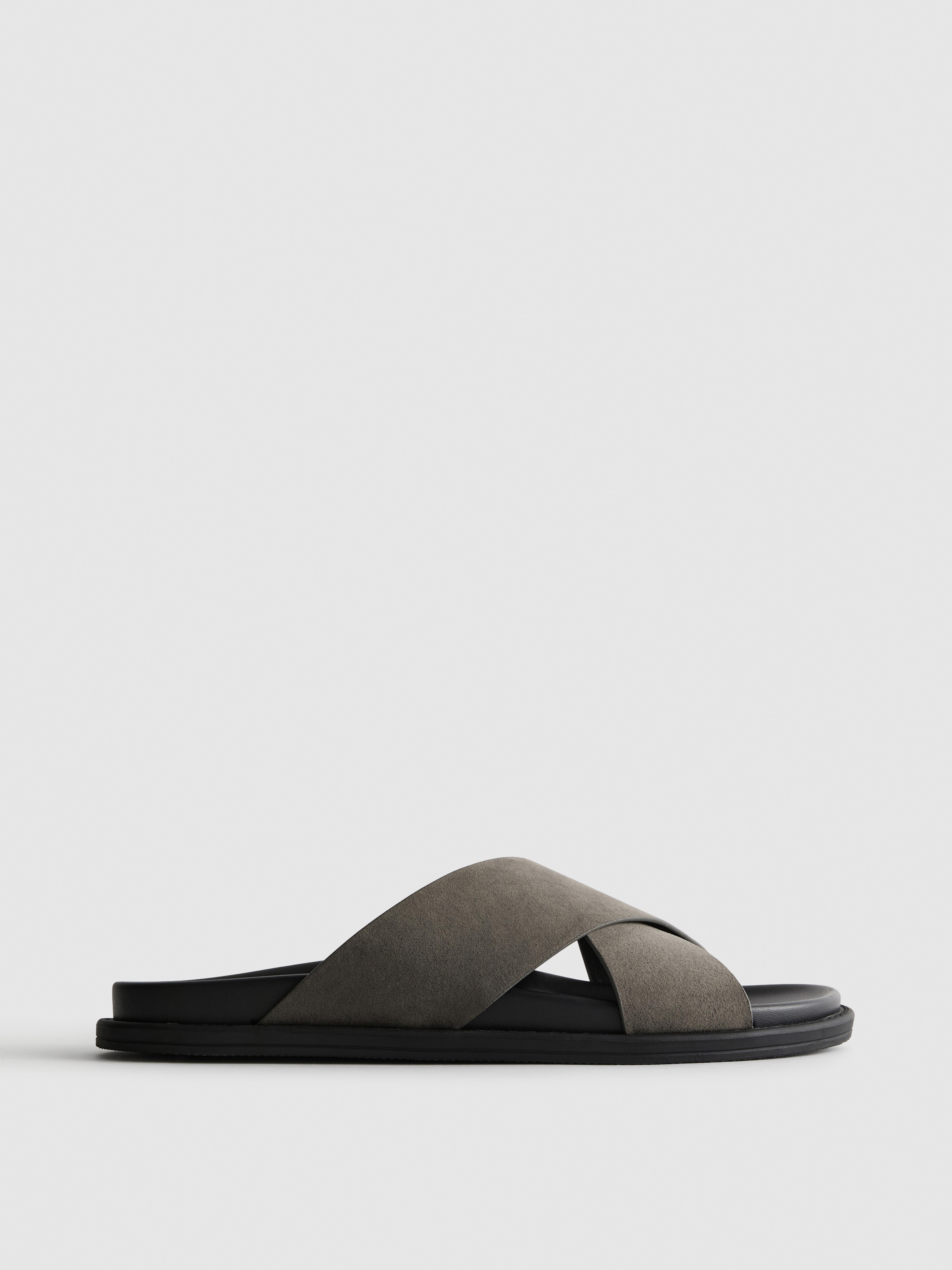 Claquettes à brides croisées