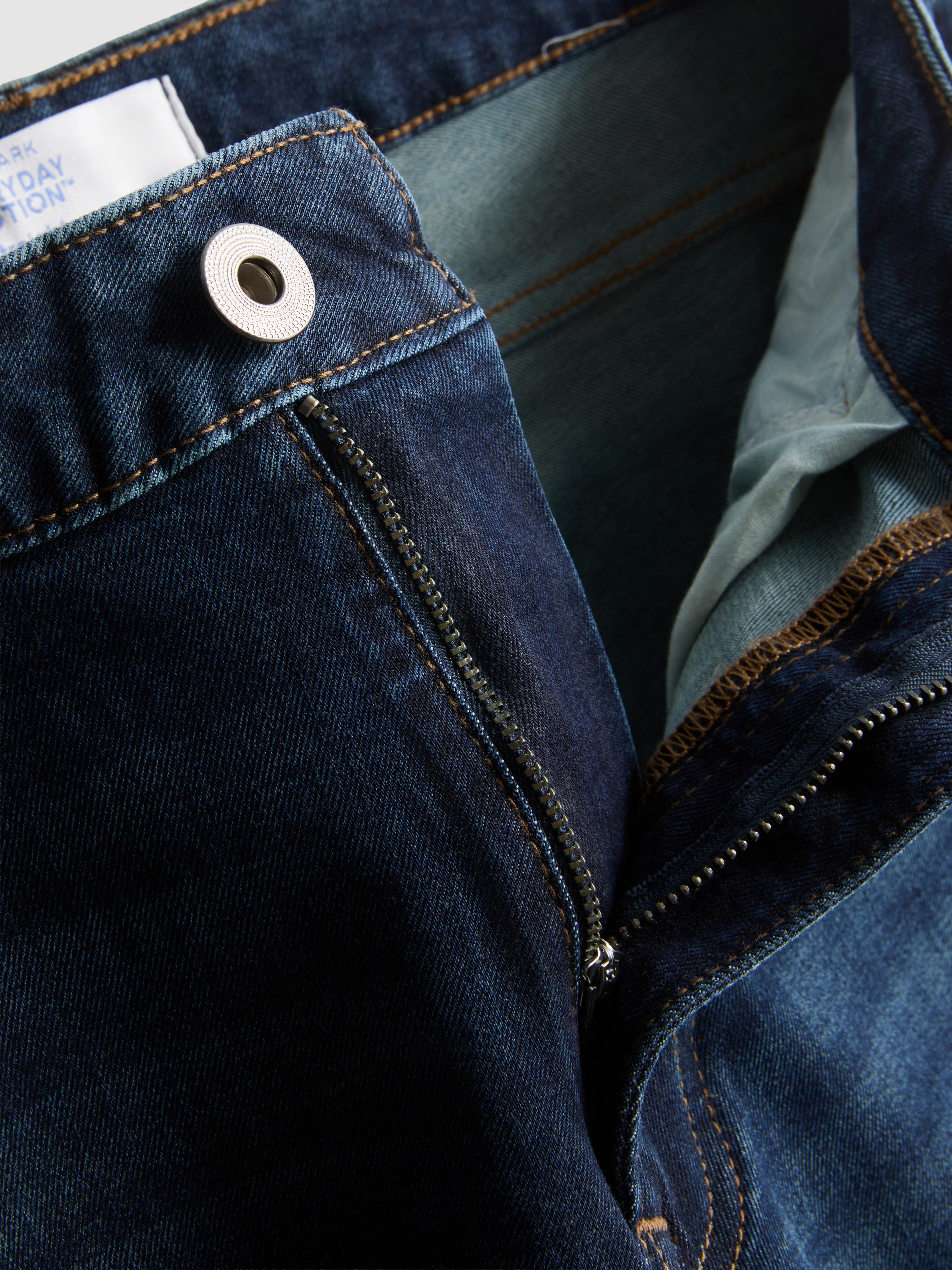 Mid-Rise Straight-Leg Jeans