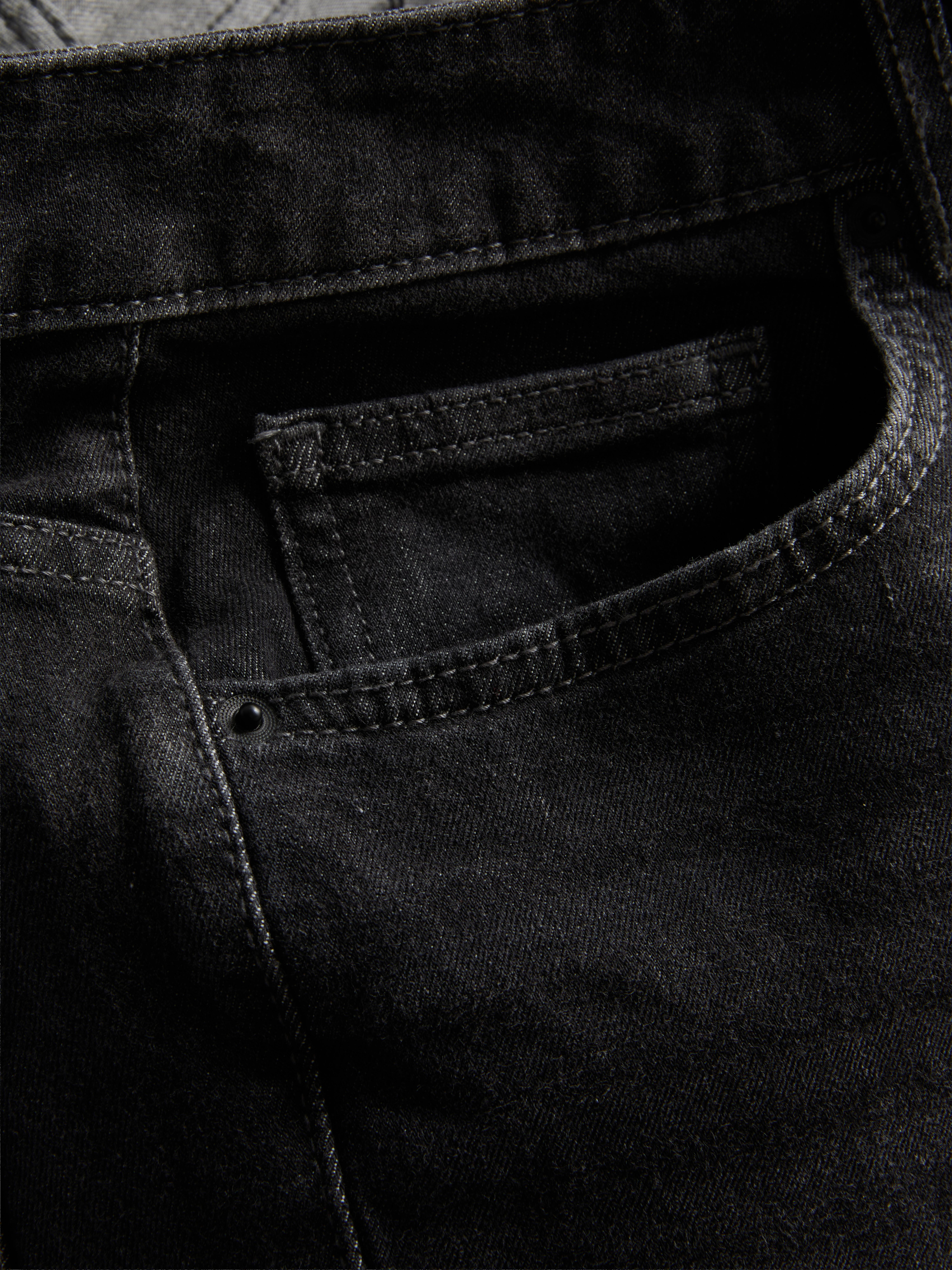 Mid-Rise Straight Leg Jeans