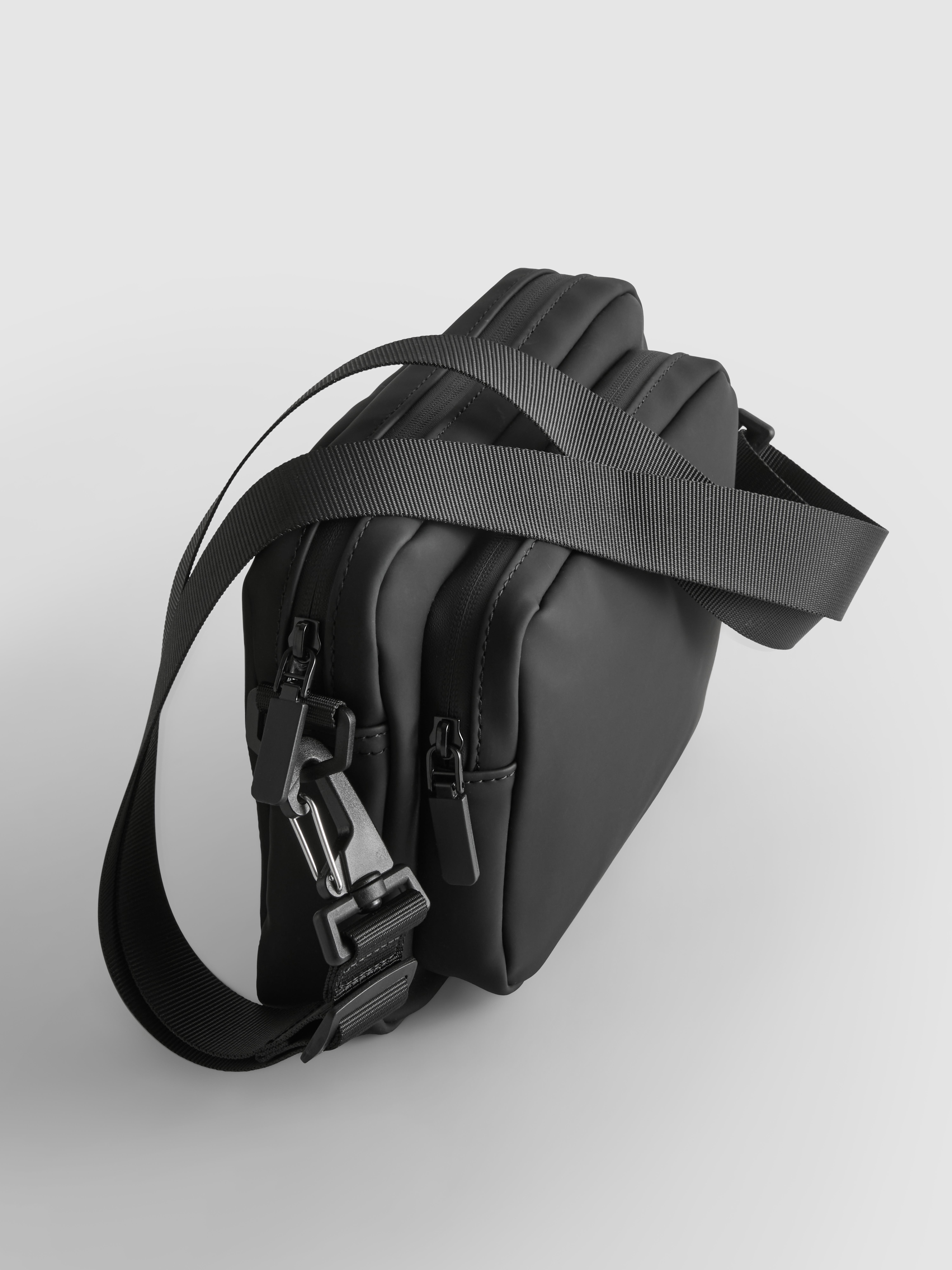 Men's Black Zip-Up Crossbody Purse