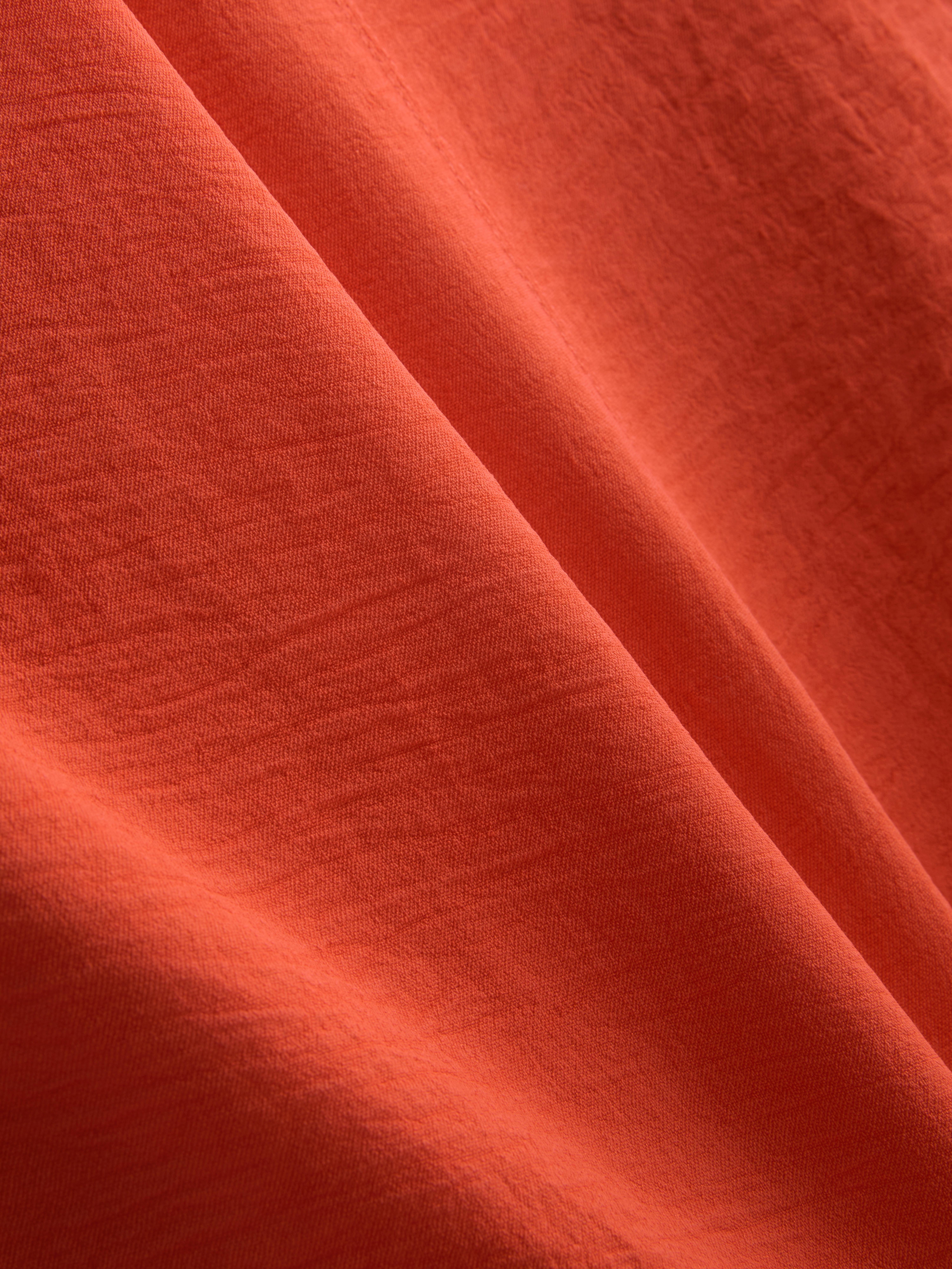 Canotta leggera strutturata