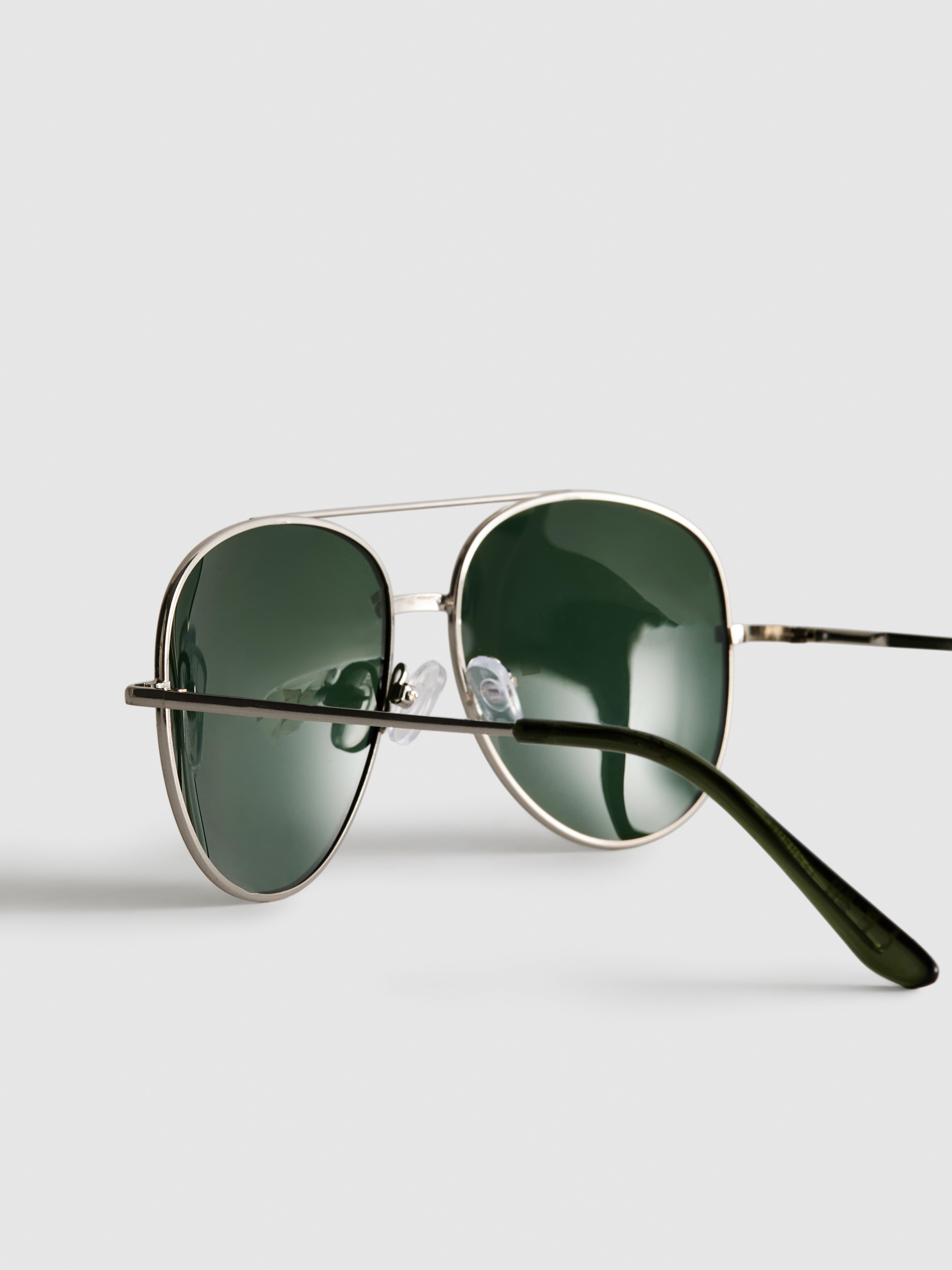 Tinted Aviator Sunglasses
