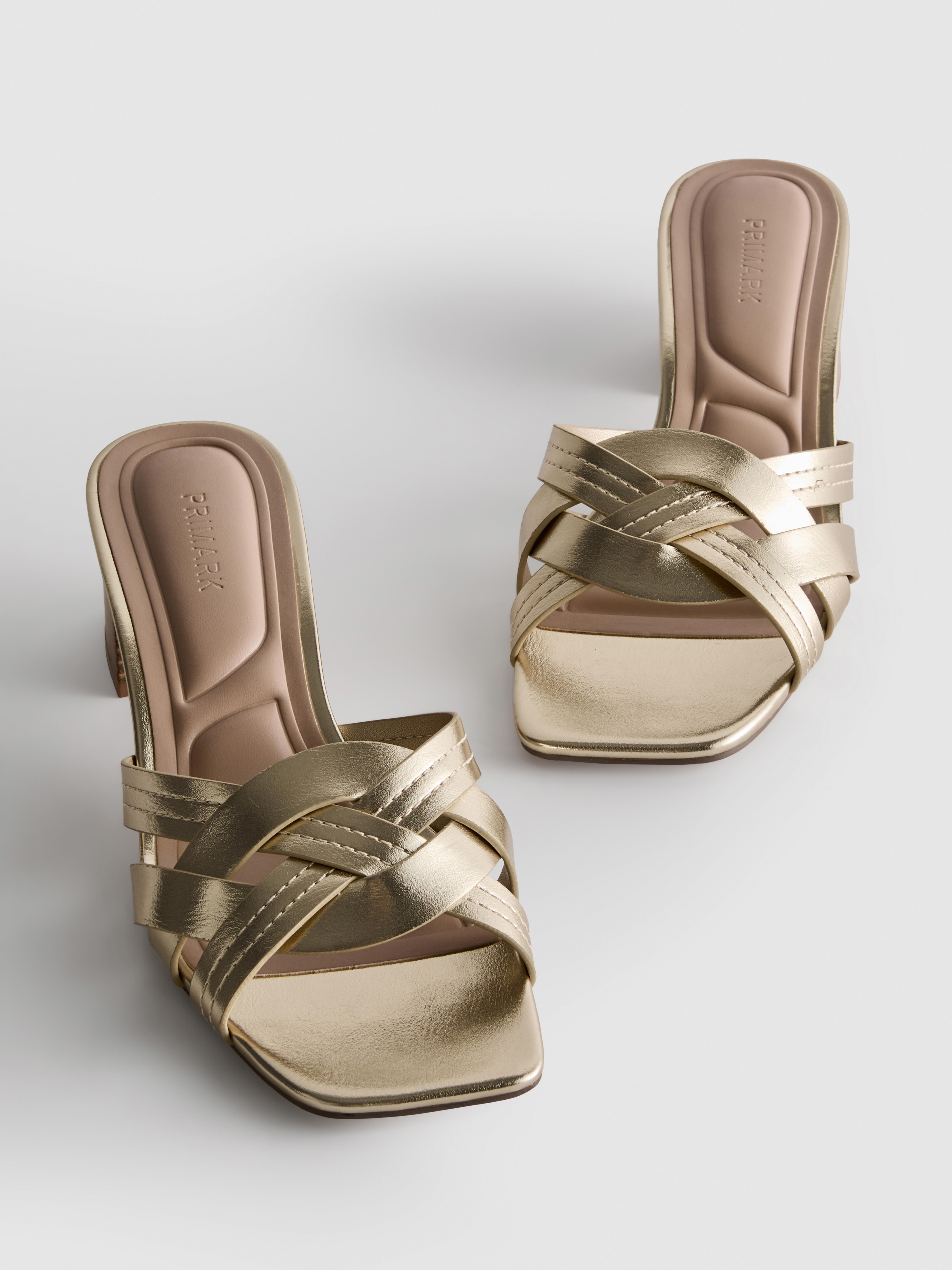 Muiltjes van imitatieleer met blokhak