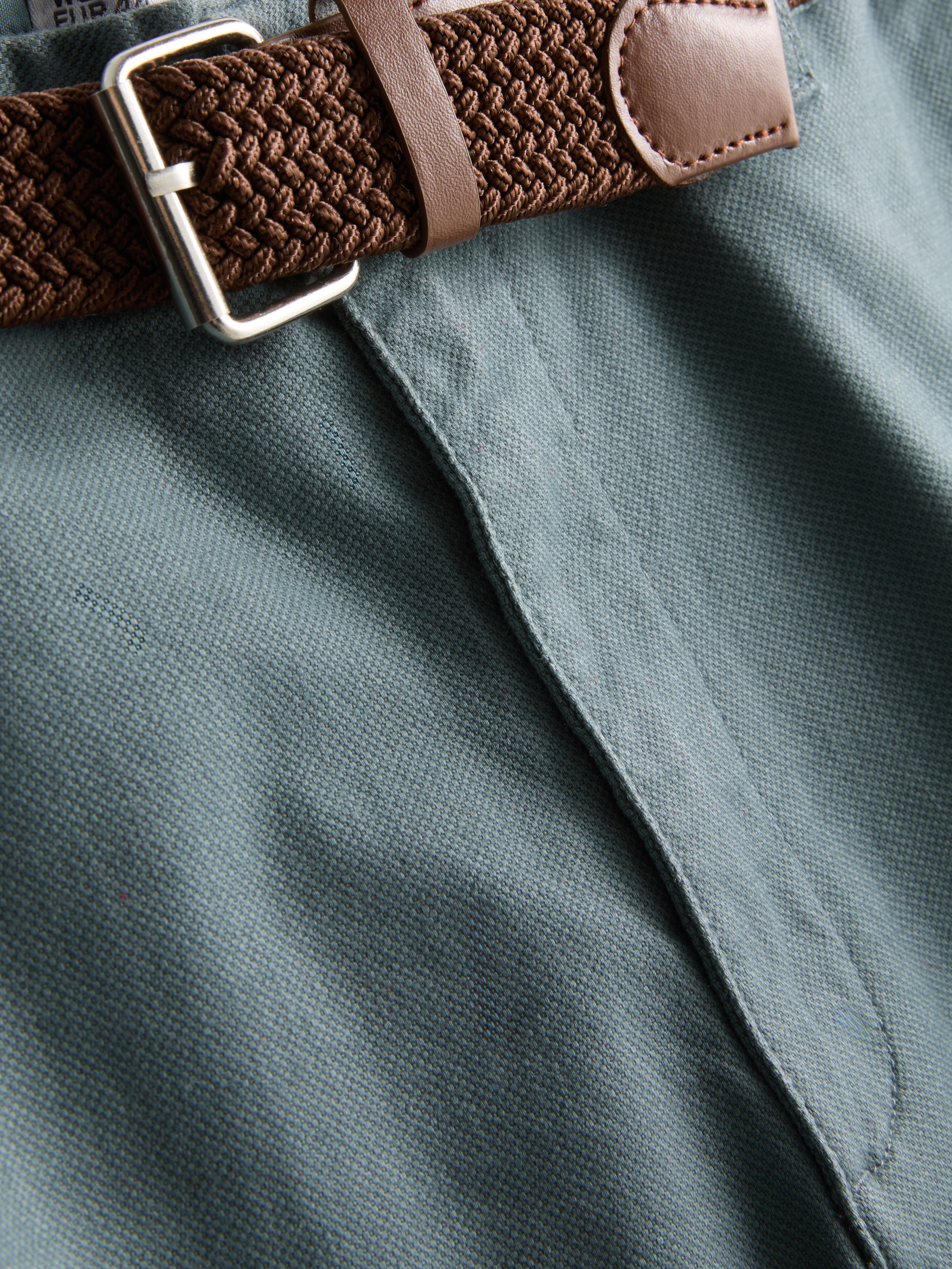 Short chino avec ceinture