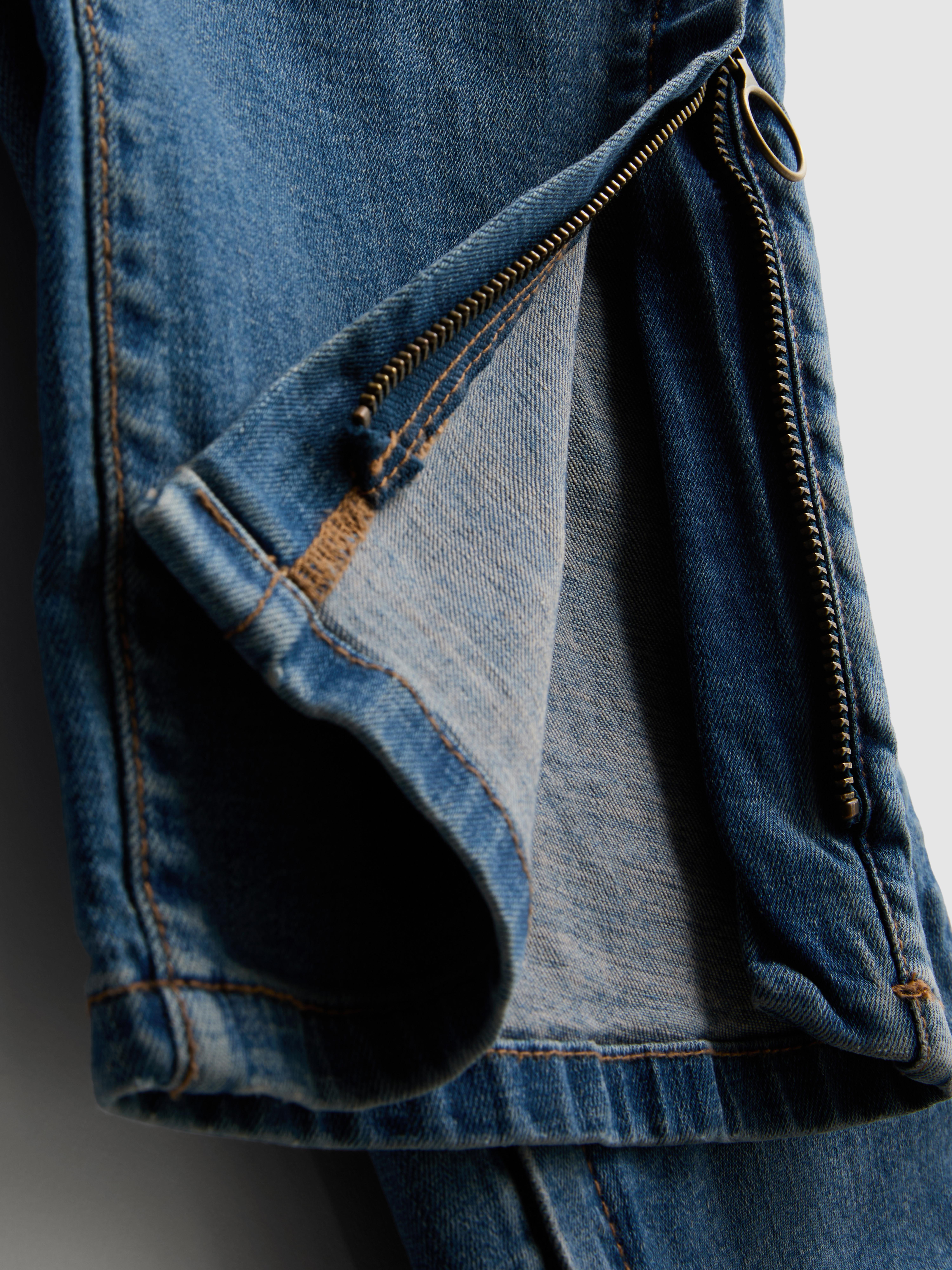 Adaptive Mid-Rise Jeans