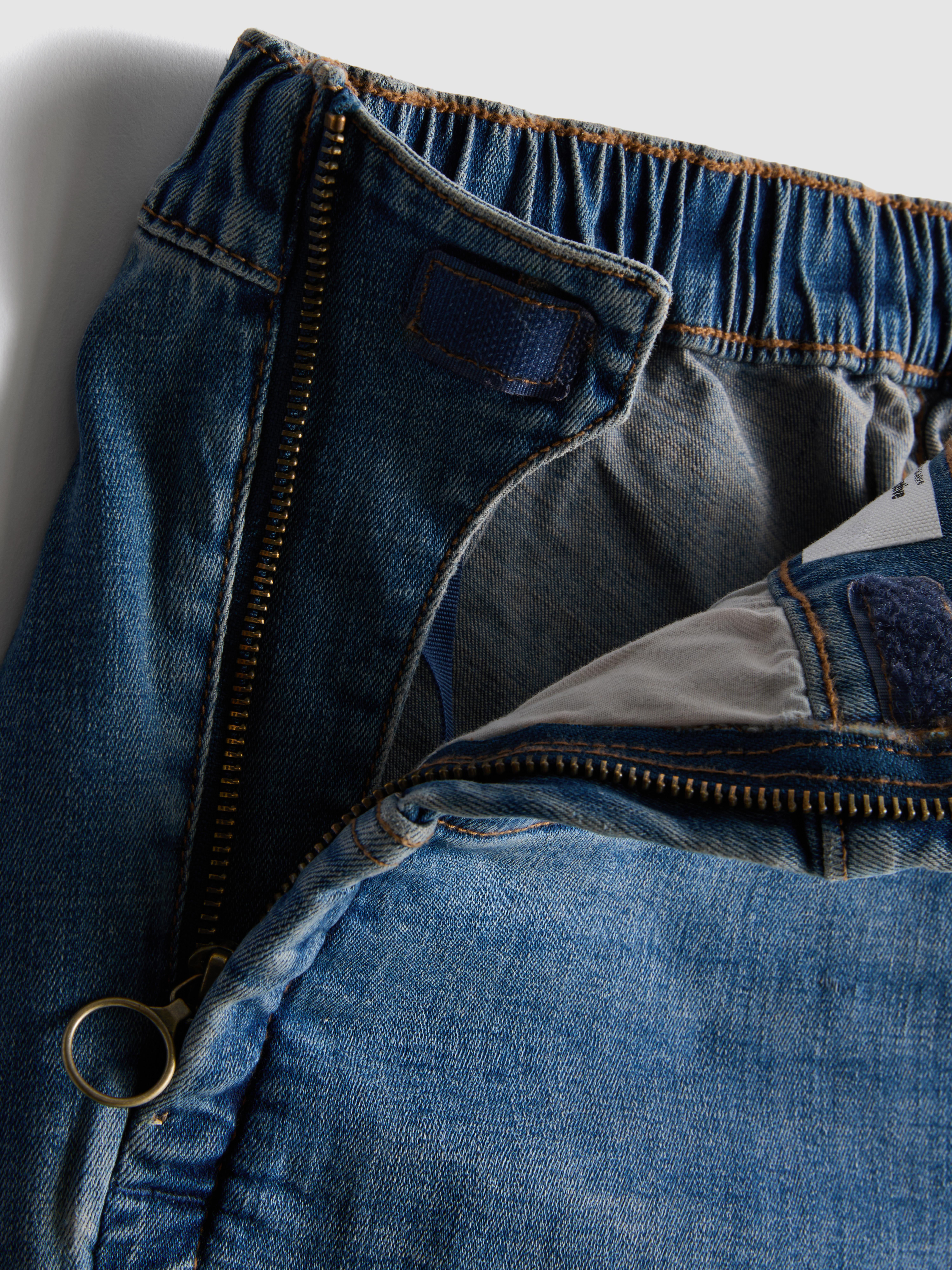 Adaptive Mid-Rise Jeans