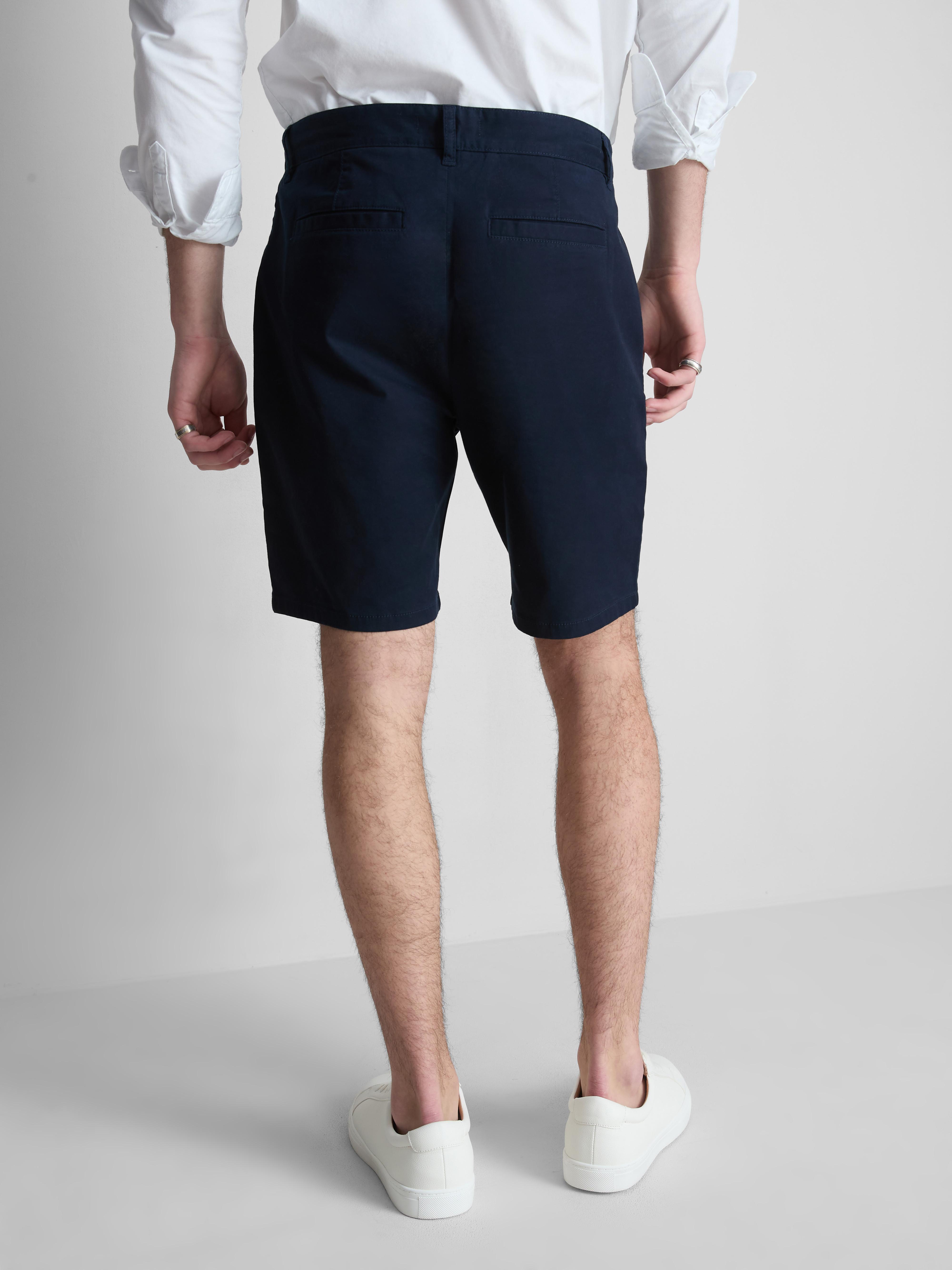 Strečové chino šortky