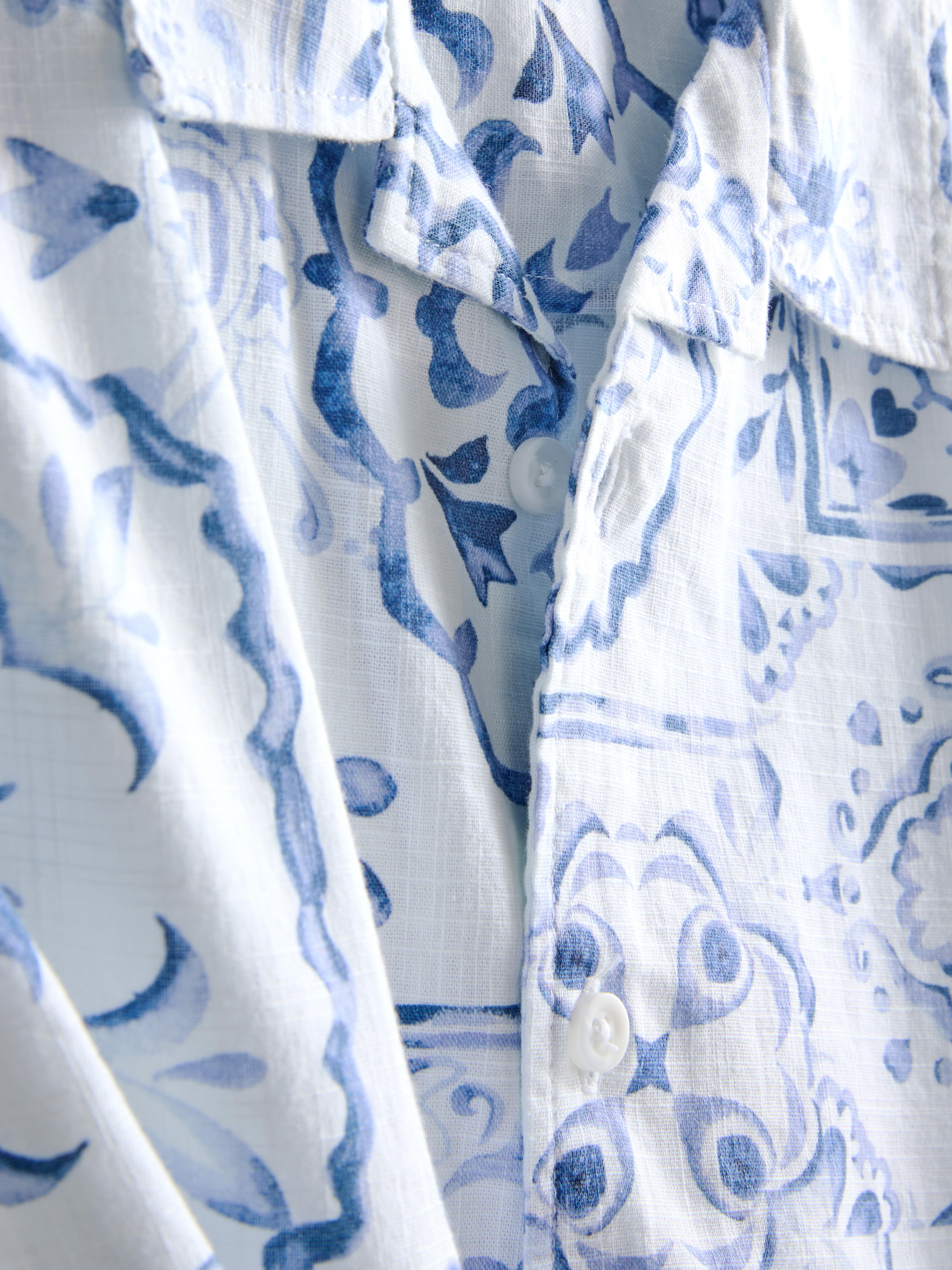 7-15 anos | Camisa estampado azulejos