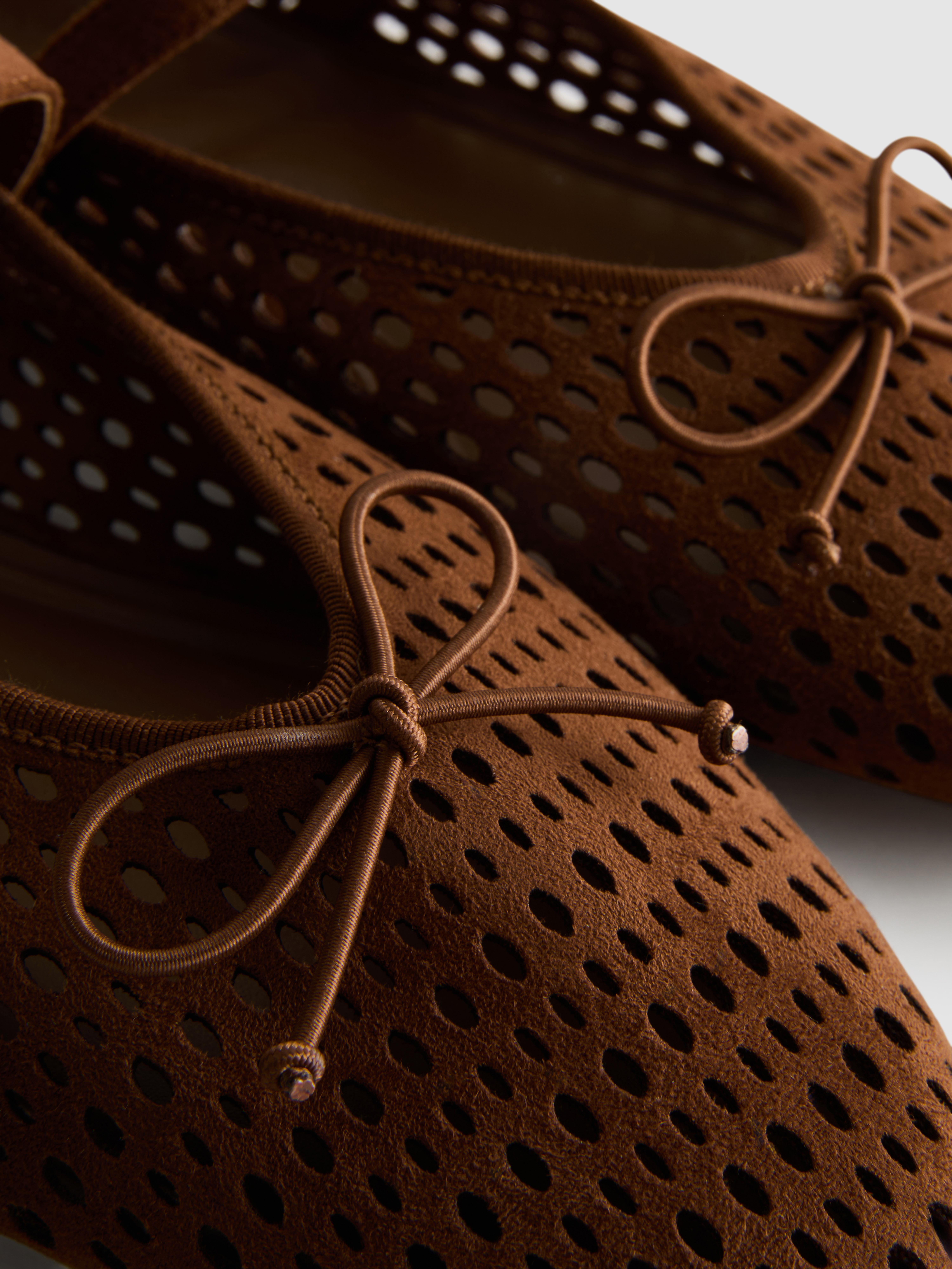 Lasercut Mary Jane Ballet Flats