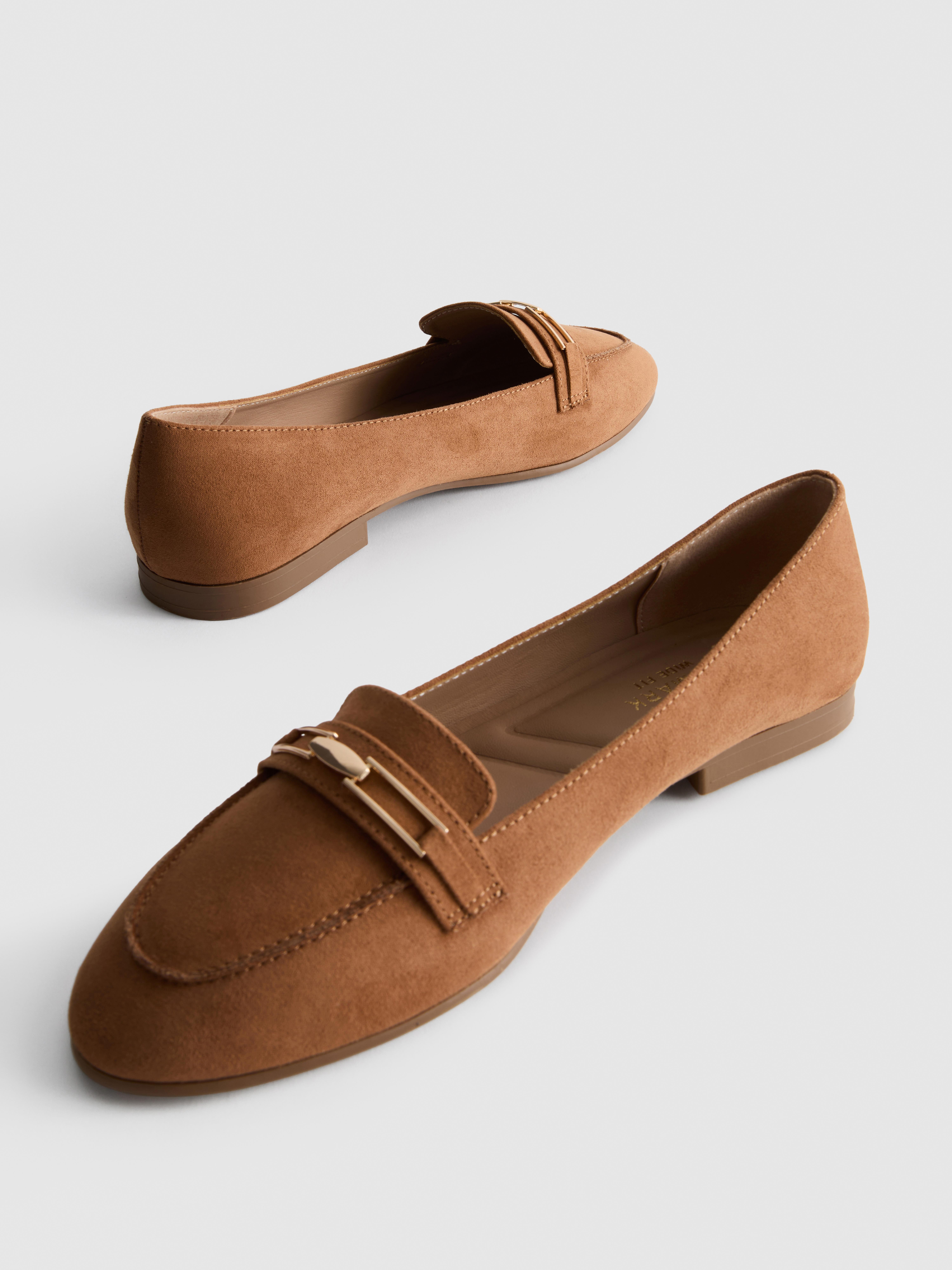 Wide-Fit Low-Vamp Loafers