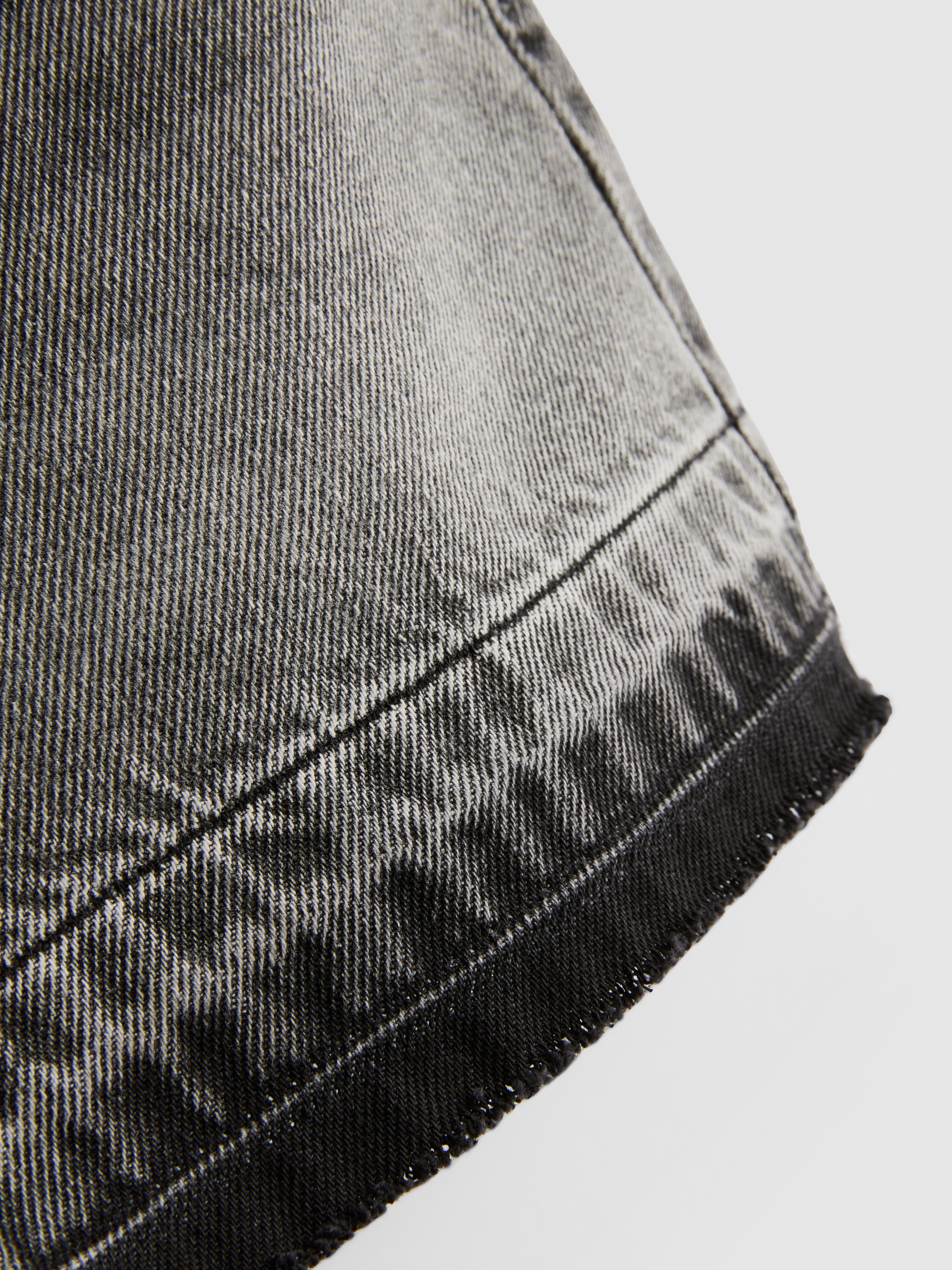 Cotton Denim Raw Hem Shorts