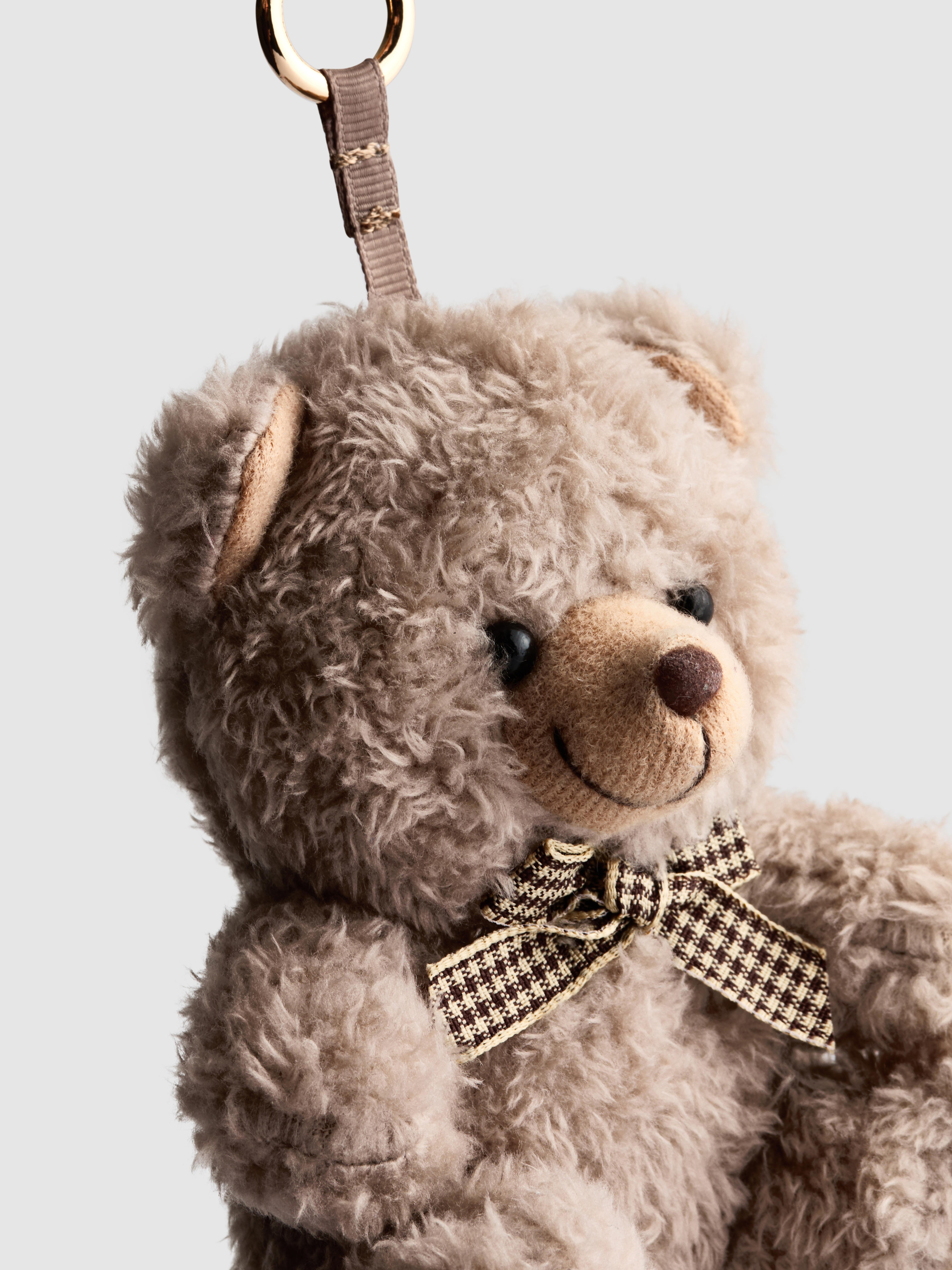 Talisman pentru geantă în formă de ursuleț cu fundă