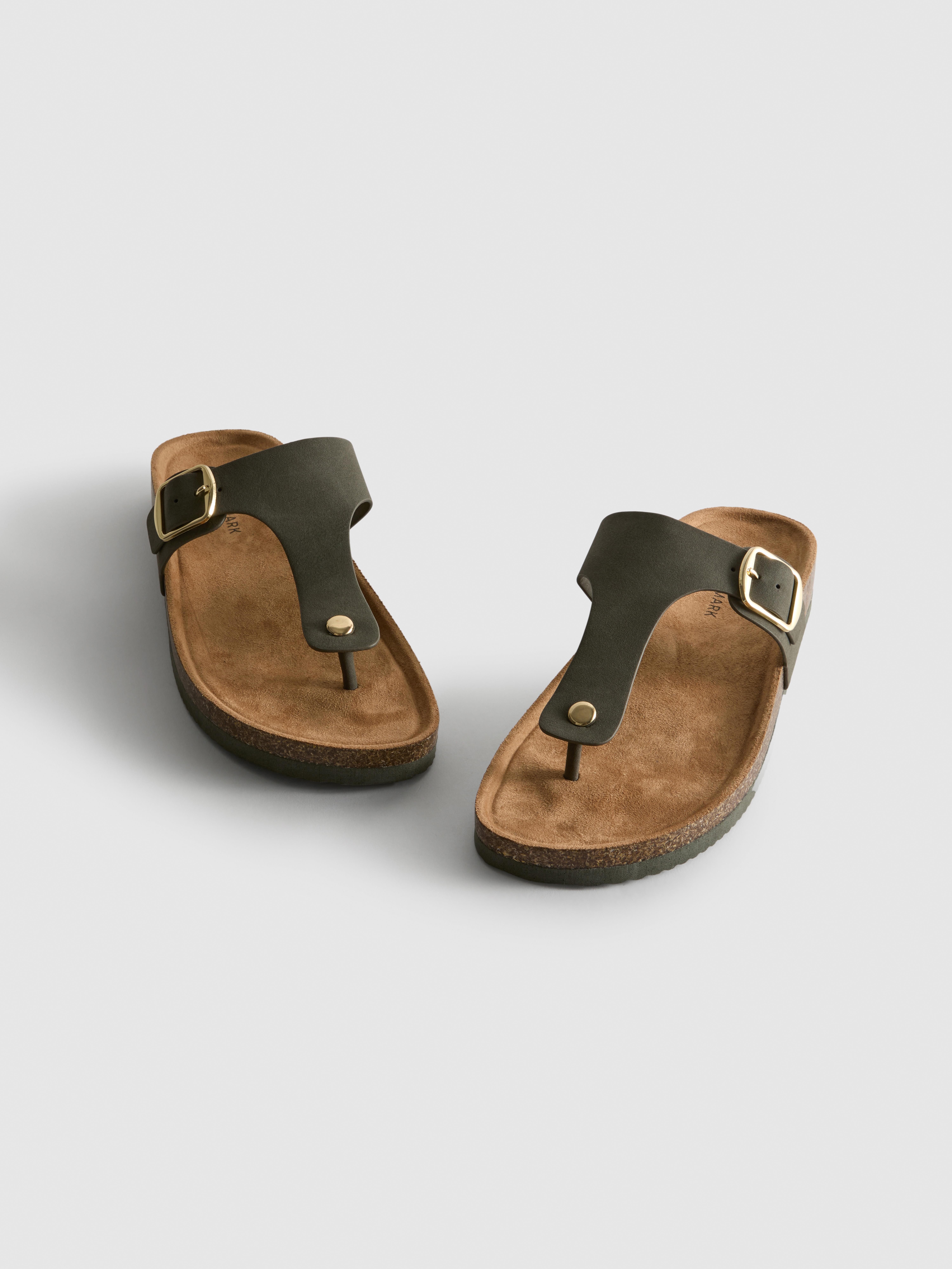 Sandalen met gesp en T-bandje
