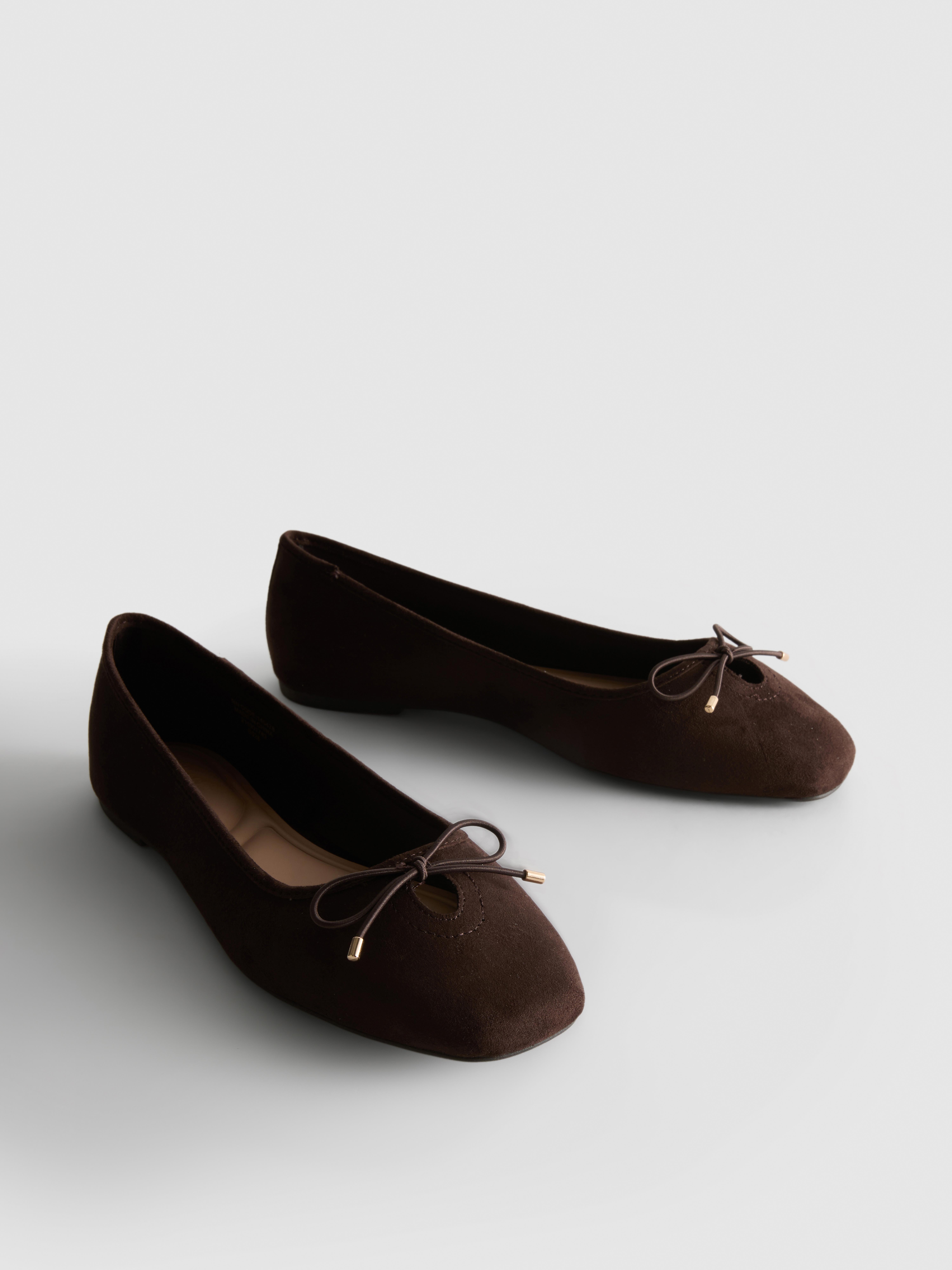 Wide Fit Keyhole Ballet Slip Ons