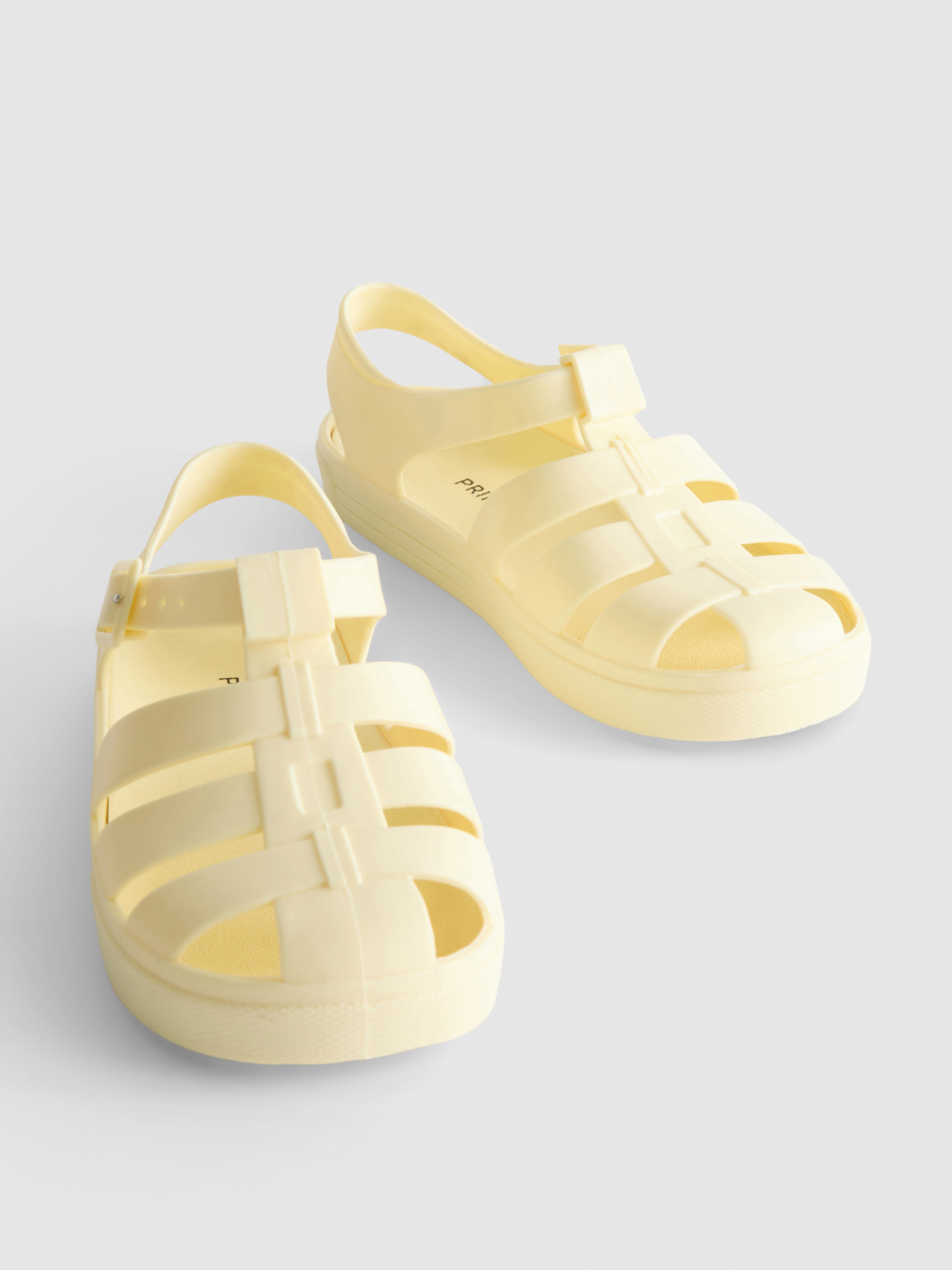 Sandalen aus mattem Kunststoff