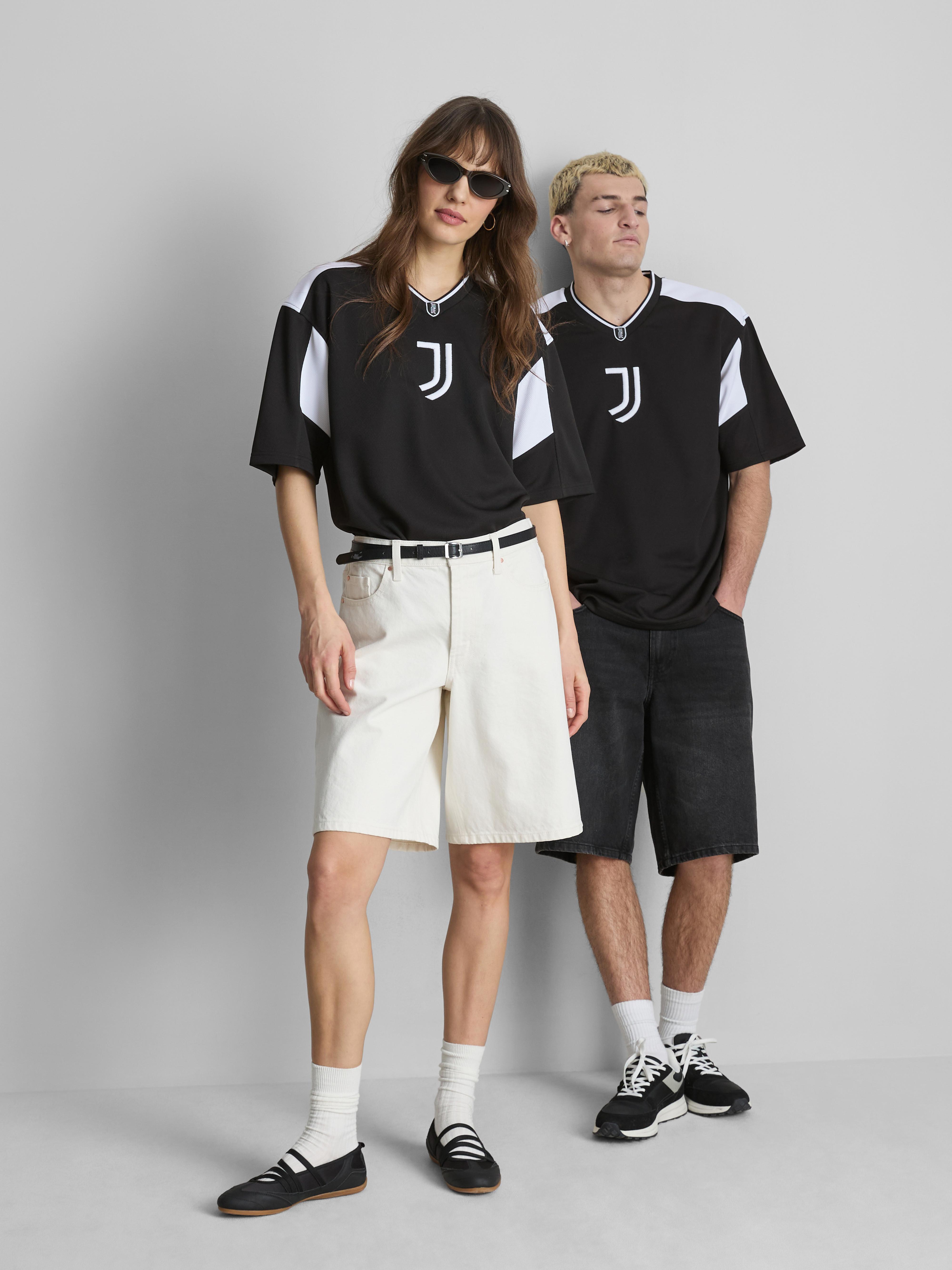 Juventus F.C Mesh T-Shirt