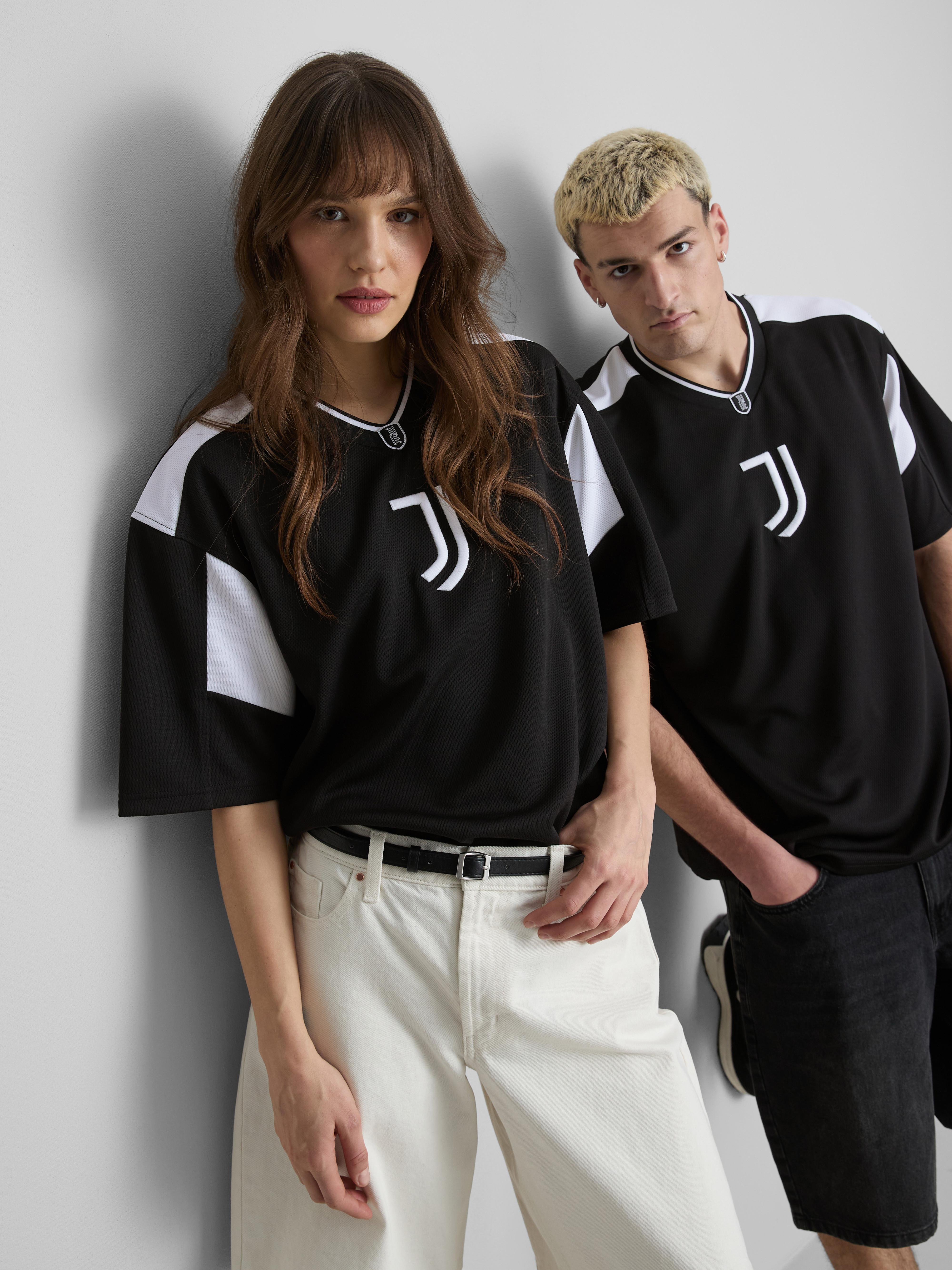 Juventus F.C Mesh T-Shirt