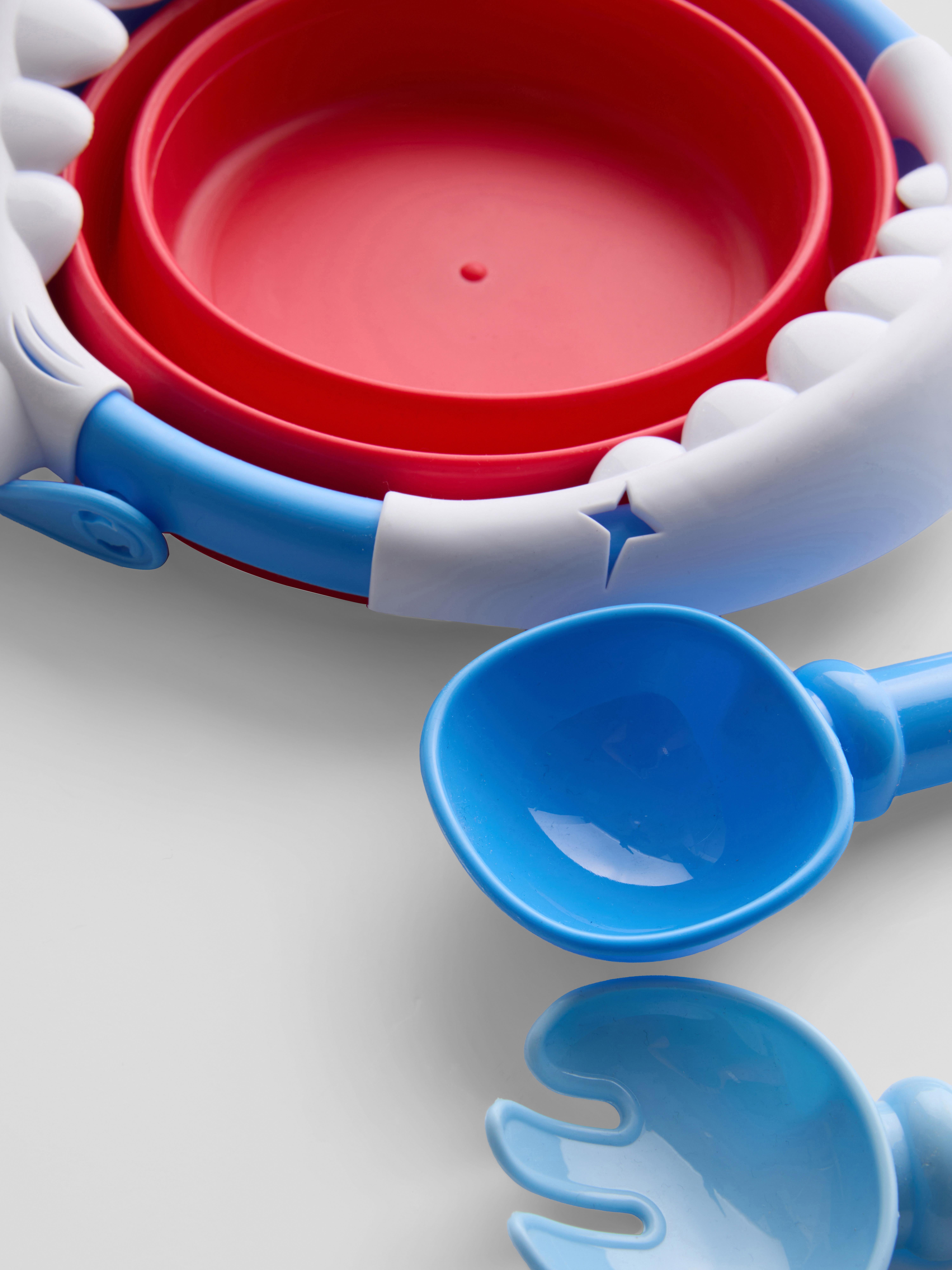 3-Piece Shark Collapsible Beach Bucket Set