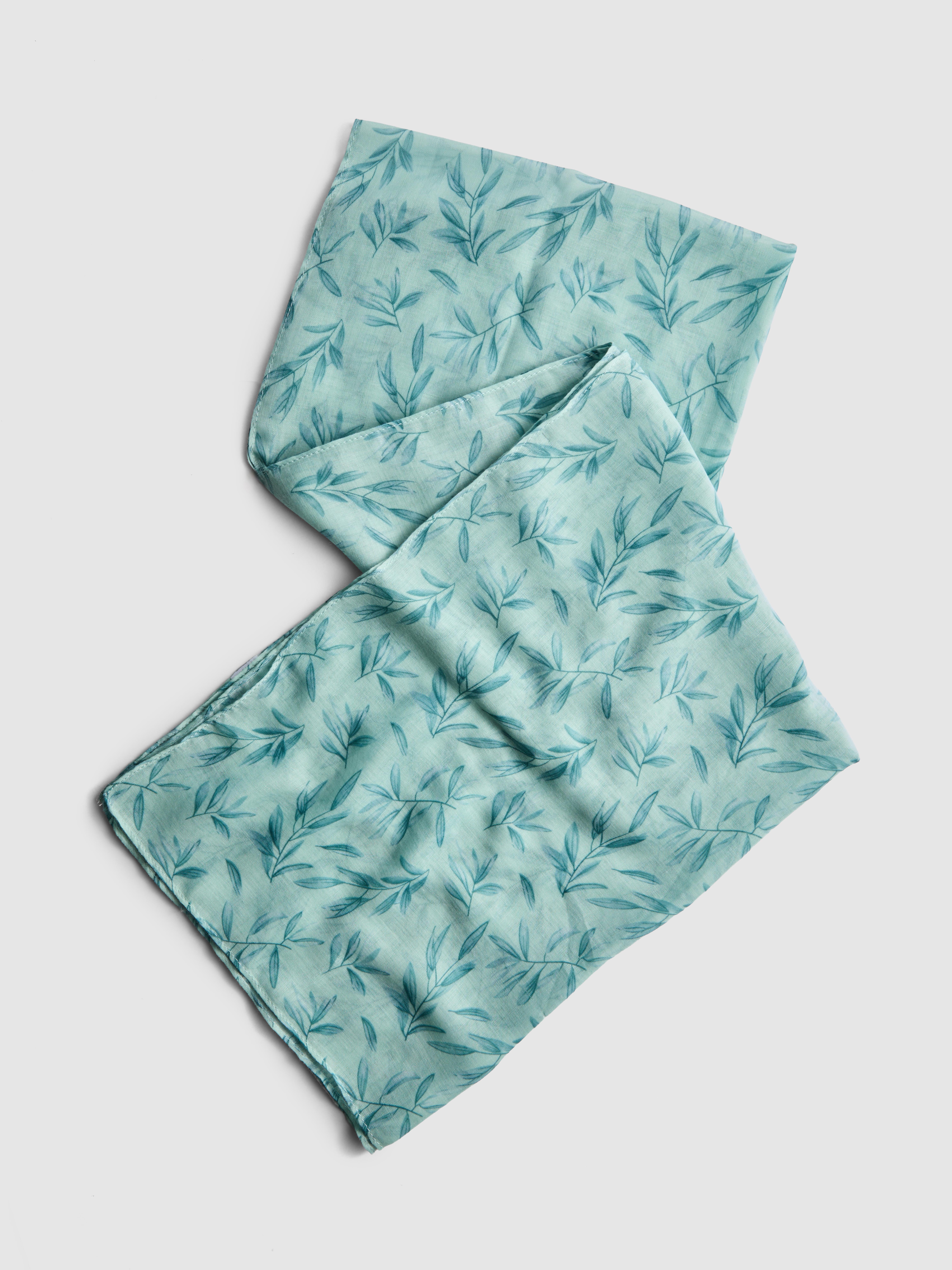 Lightweight Printed Scarf