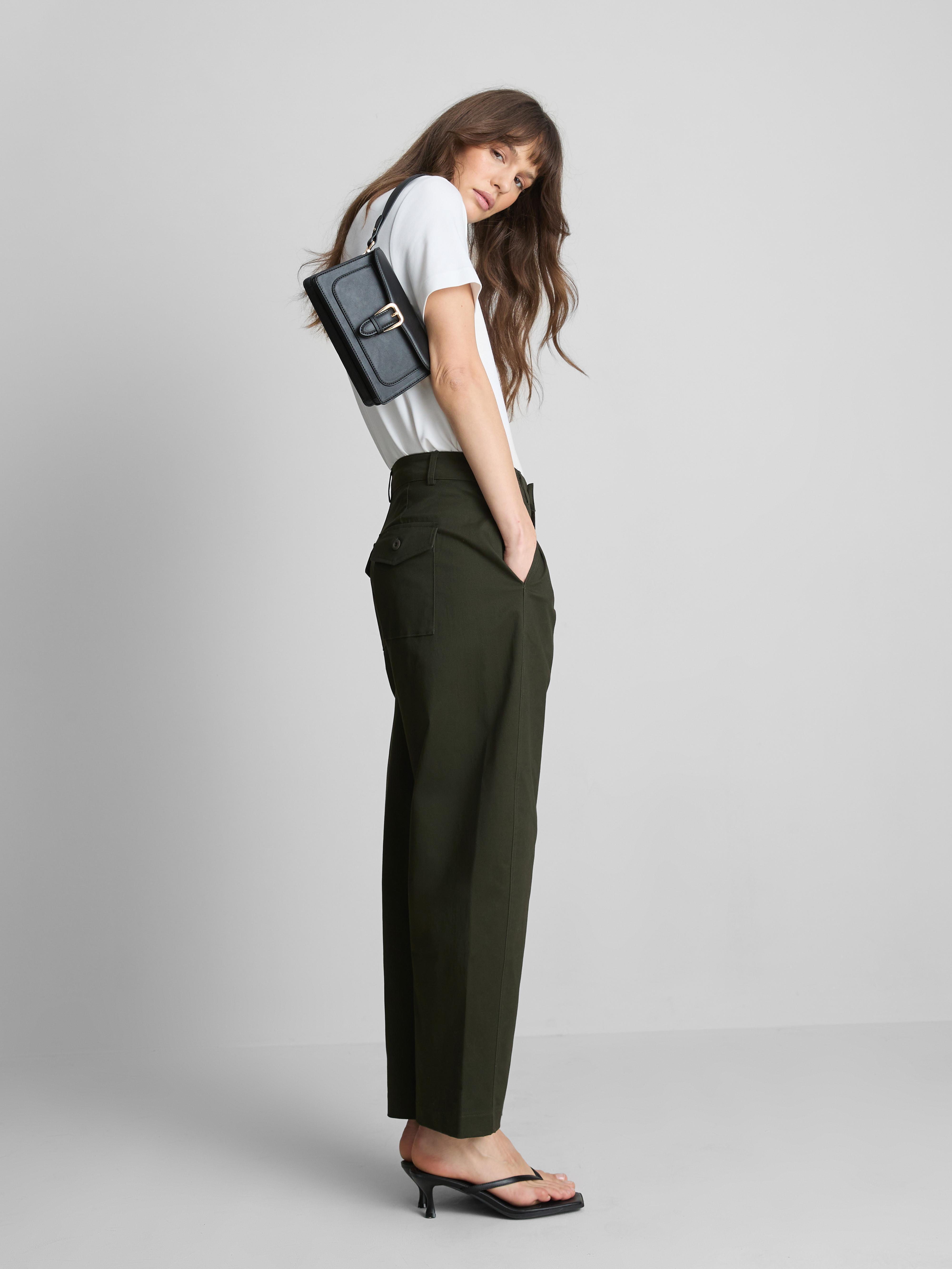 Barrel-Hose im Utility-Stil mit hohem Baumwollanteil Khakifarben