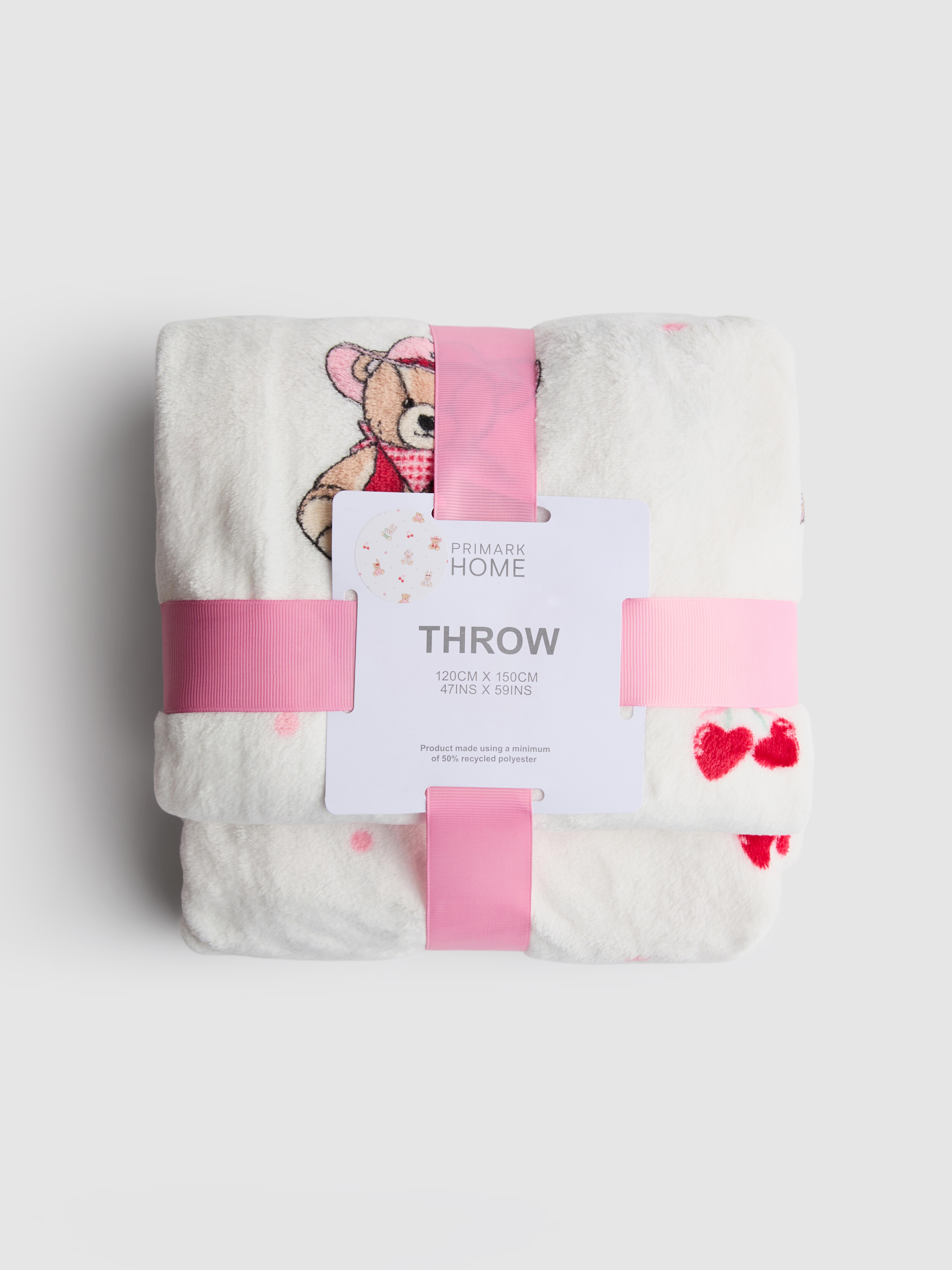 Bardzo miękka narzuta w misie i wisienki