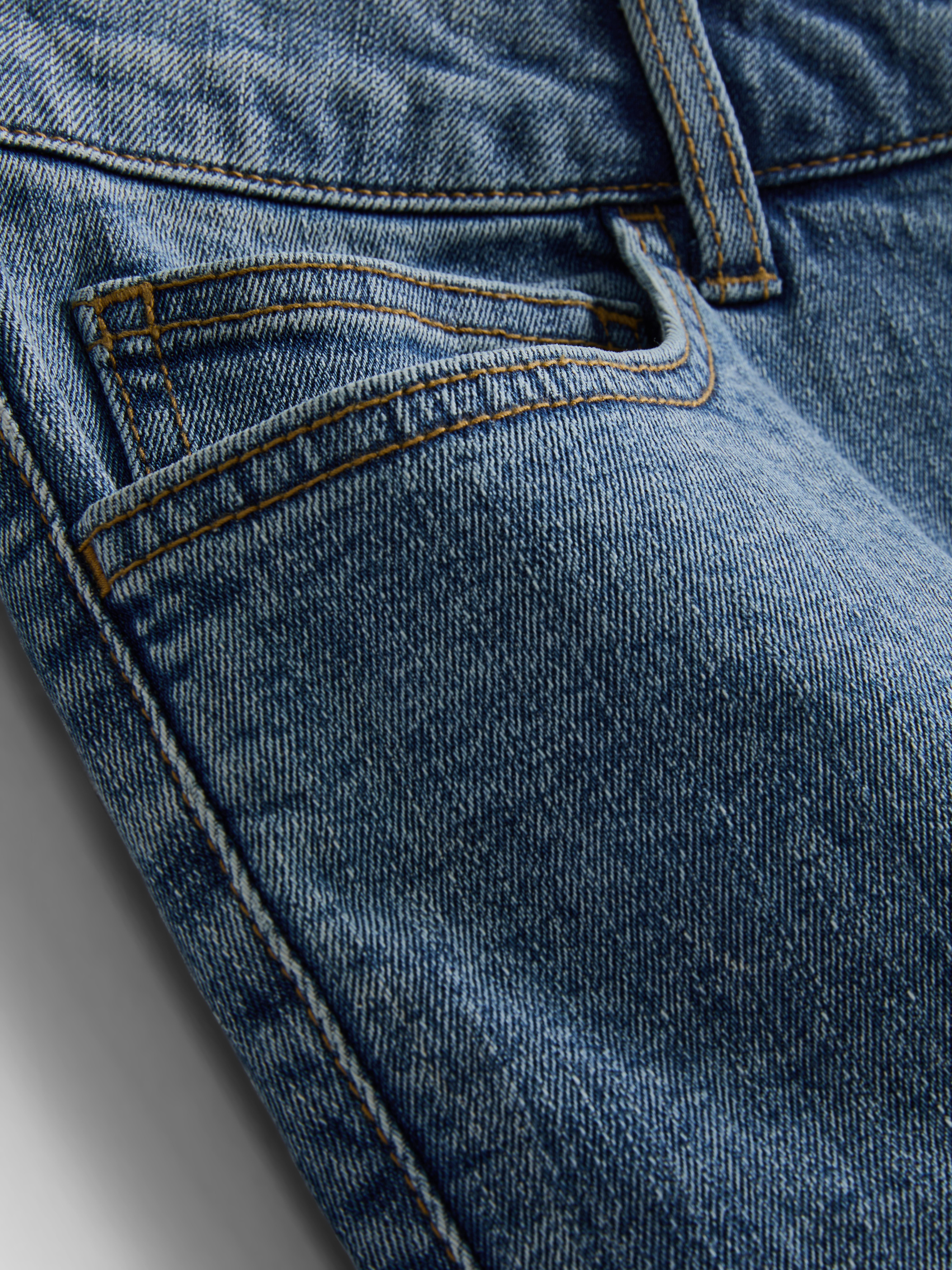 Mid-Rise Skinny Denim Shorts