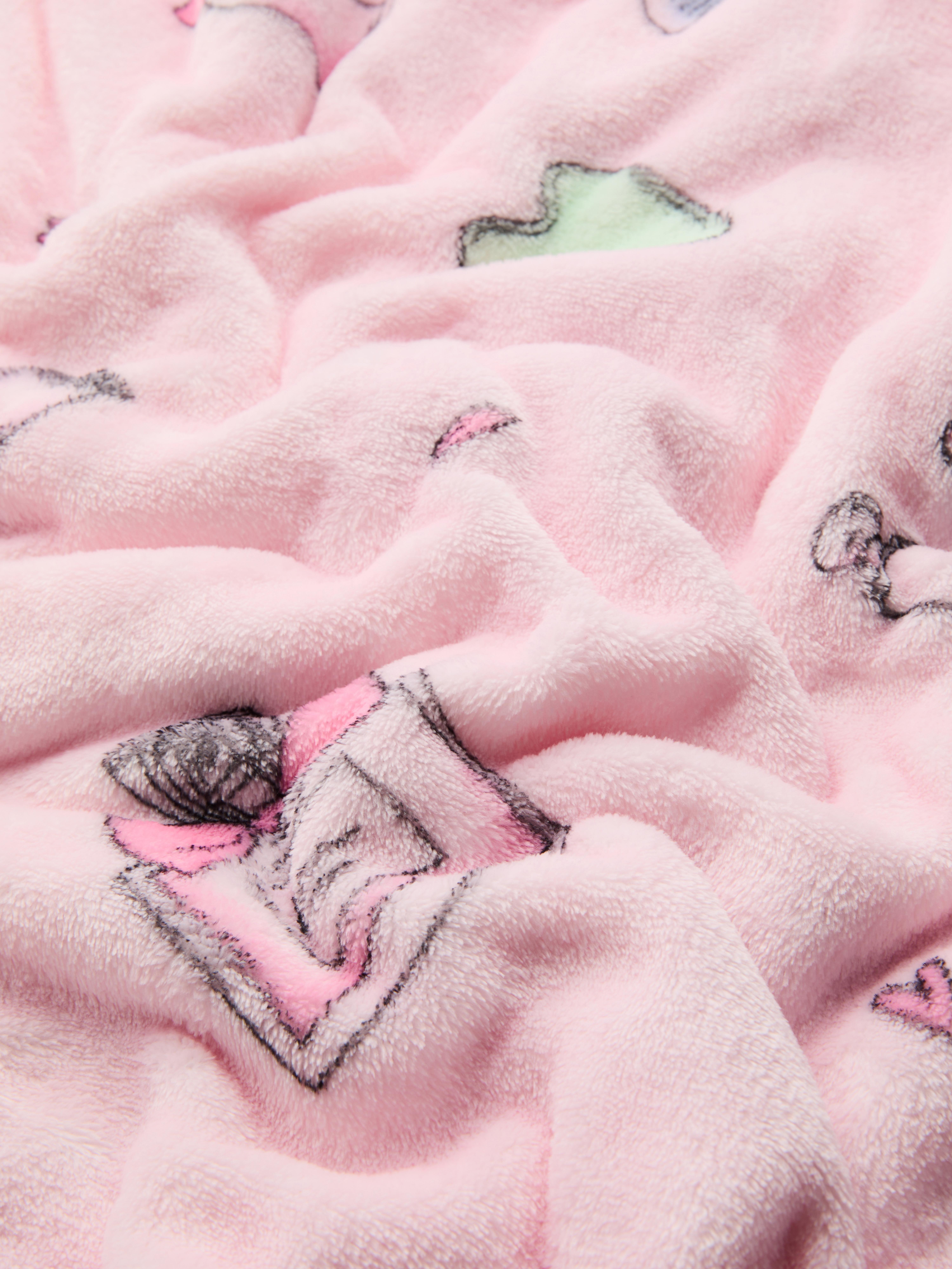 Prikrývka s motívom vlasových doplnkov