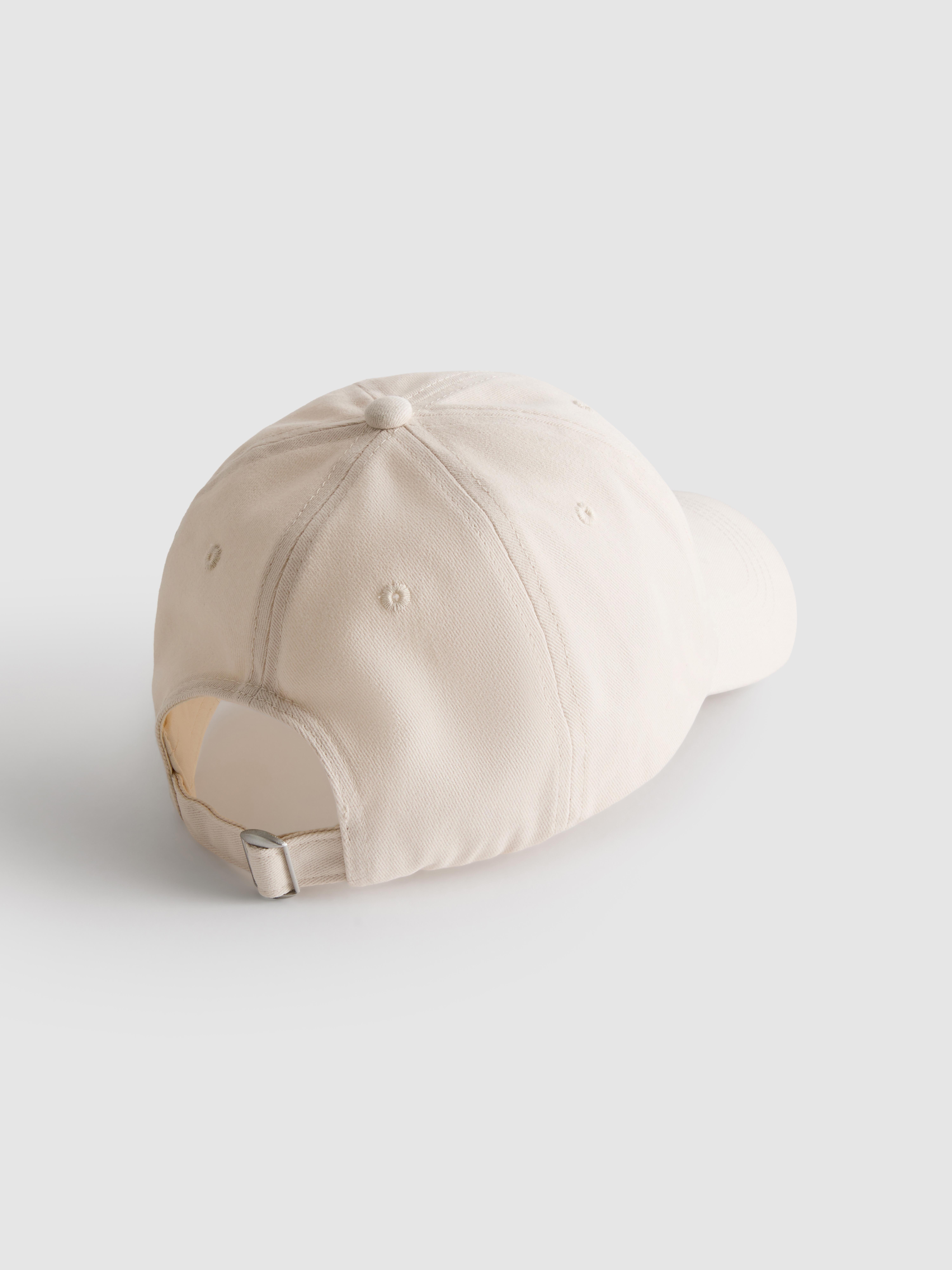 Casquette de baseball à initiale brodée