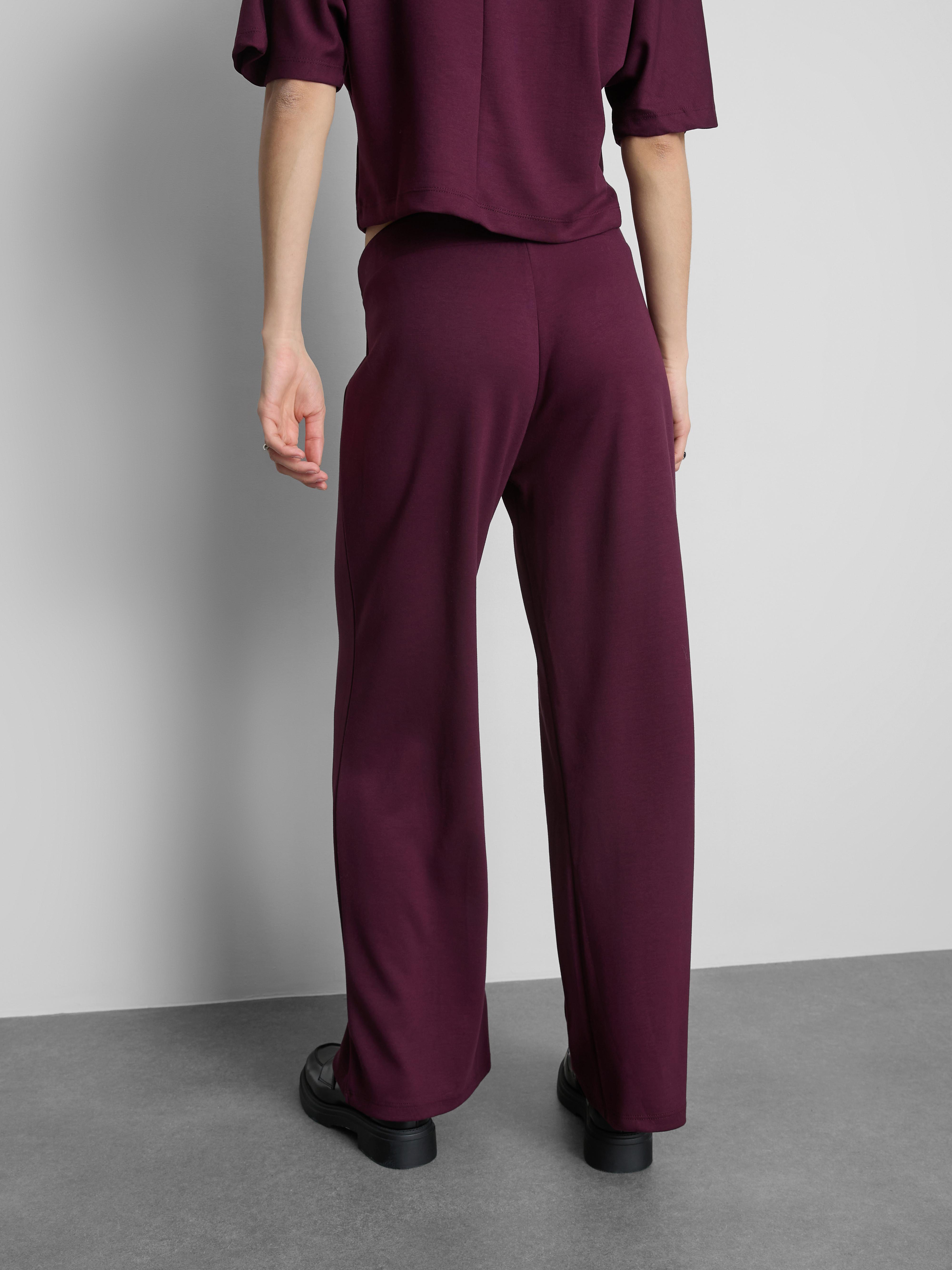 Women's Plum Belted Straight Leg Pants