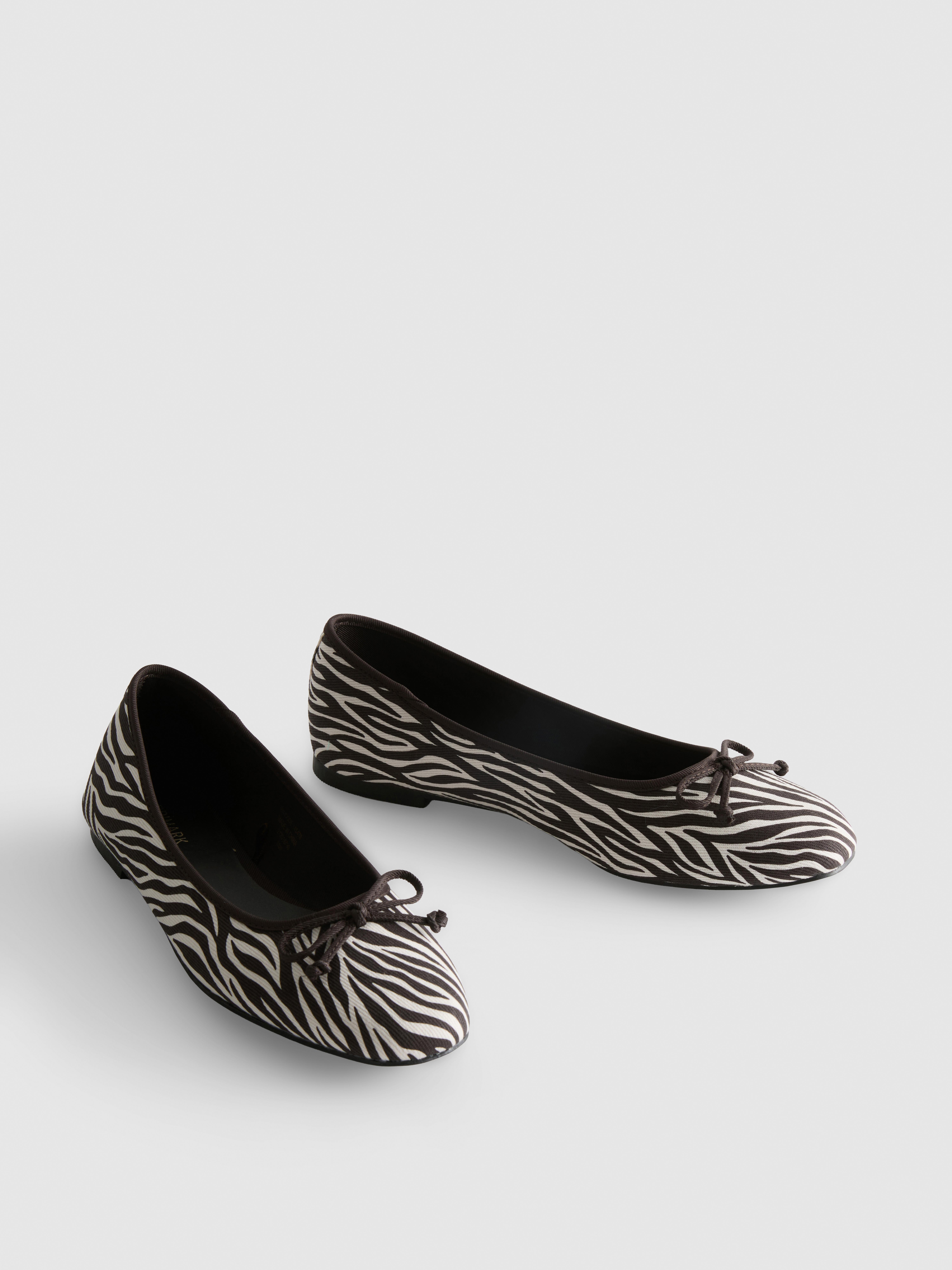 Bow Ballet Pumps