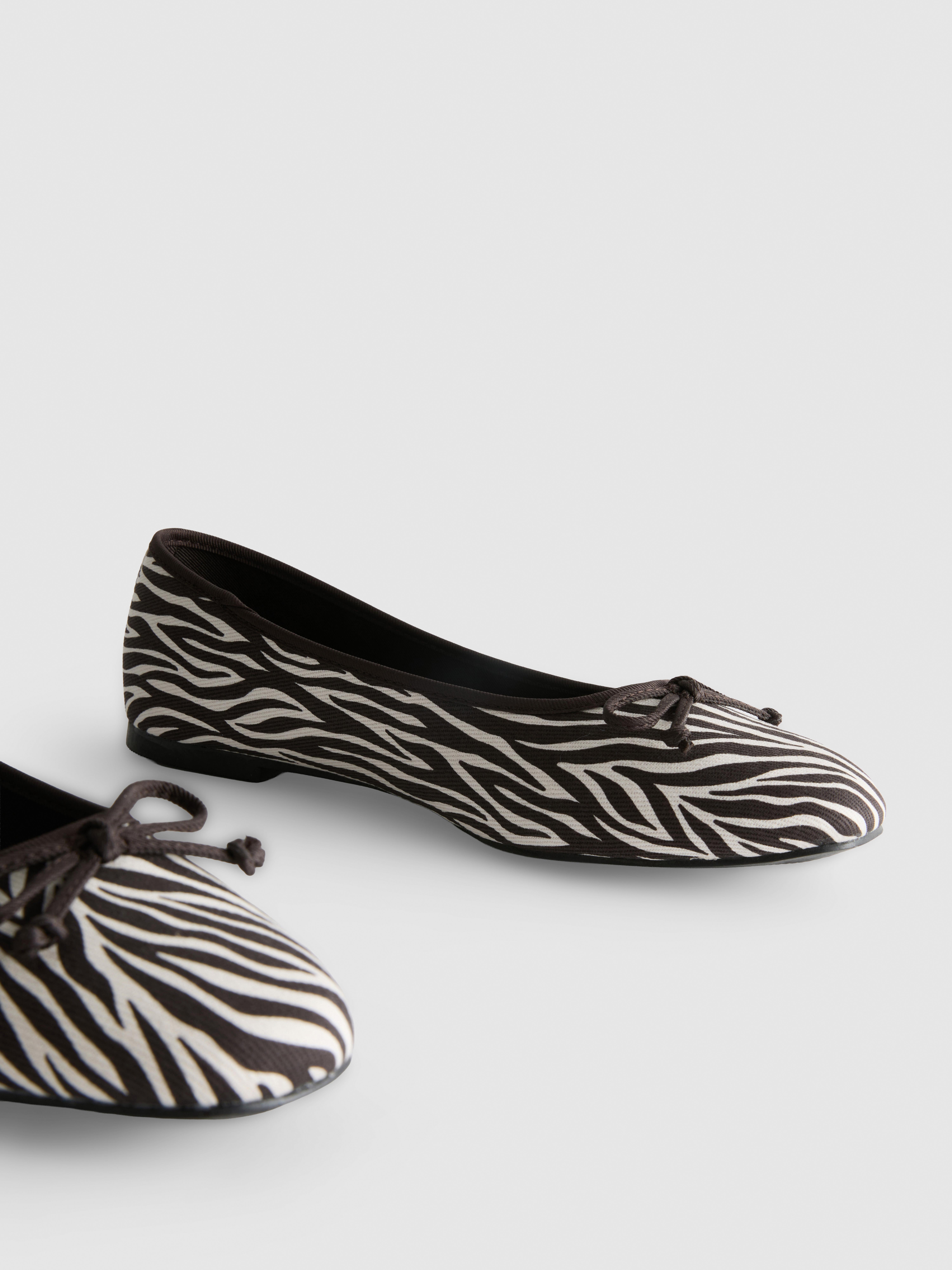Bow Ballet Pumps