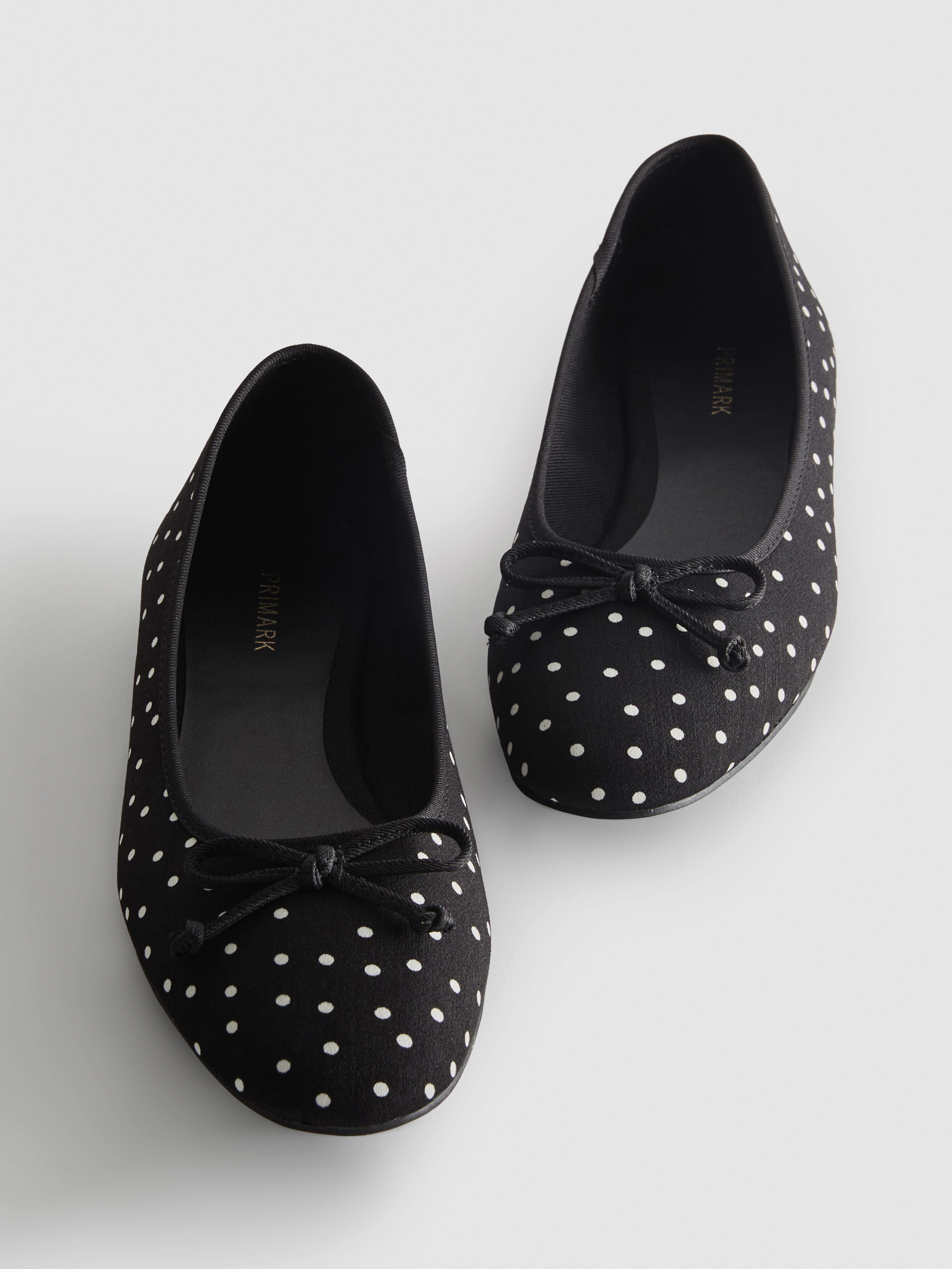 Women's Black/White Bow Ballet Pumps