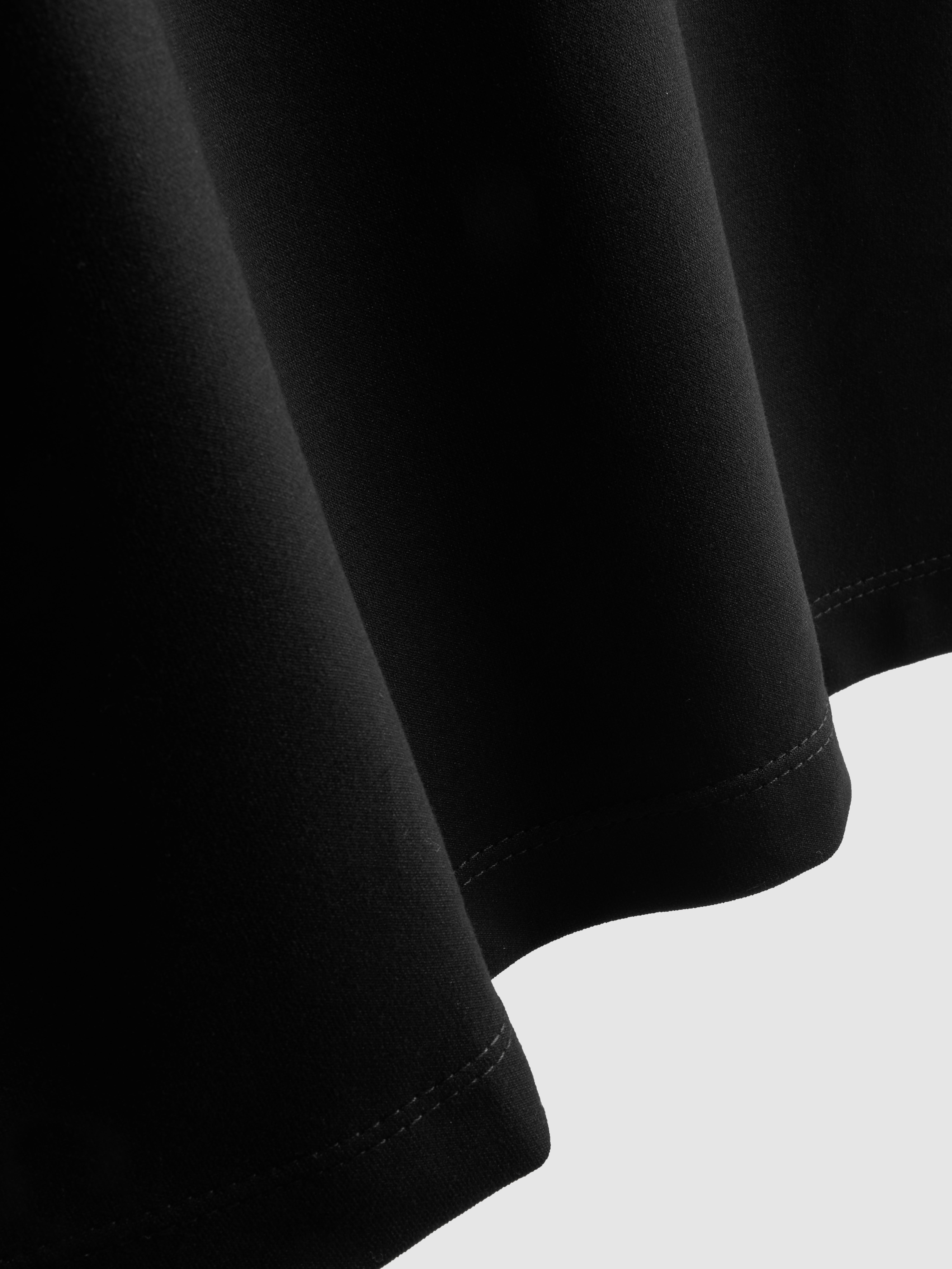 Women's Black Boxy Sweatshirt