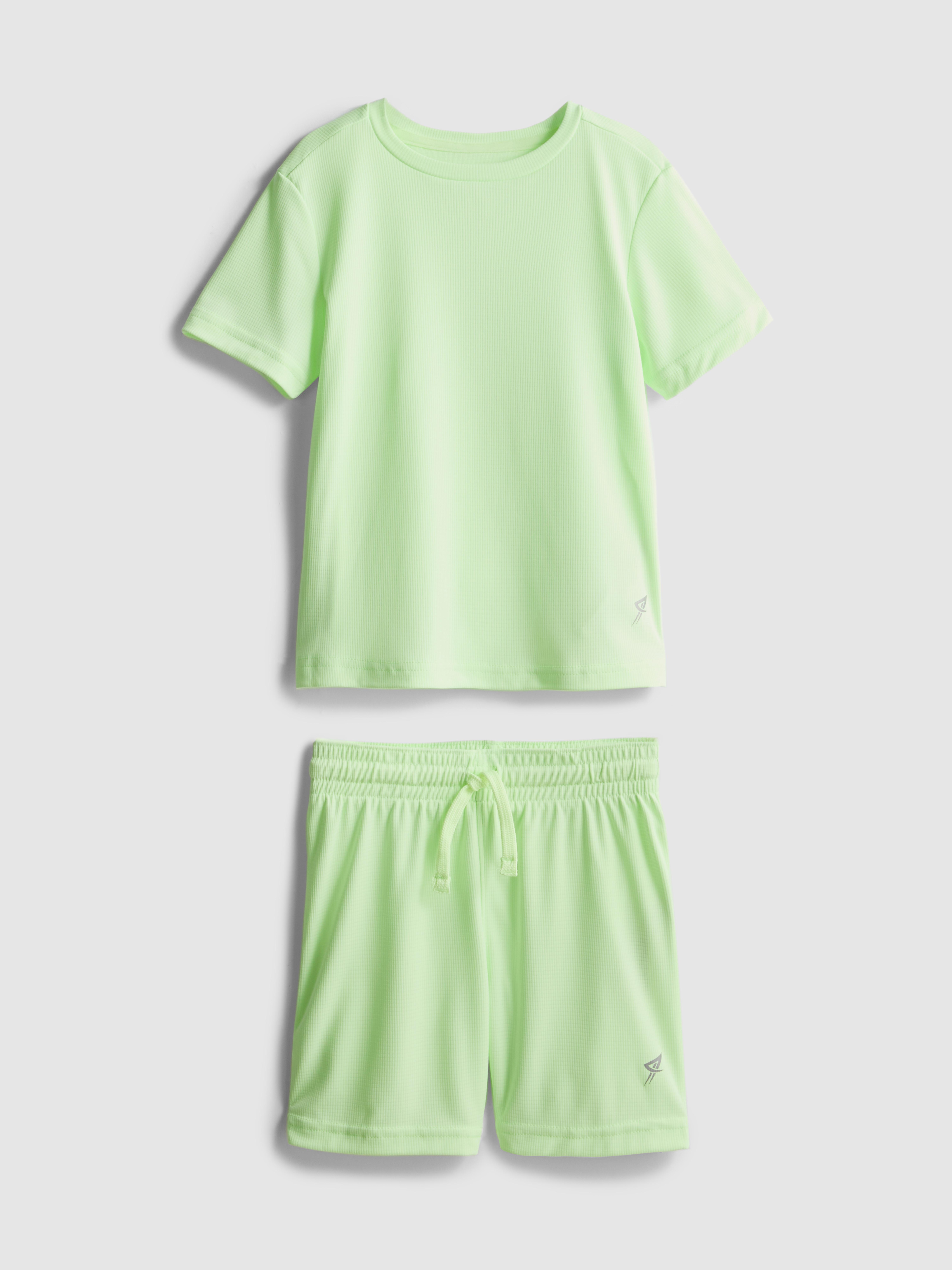 1,5-7 años | Camiseta y pantalones cortos deportivos