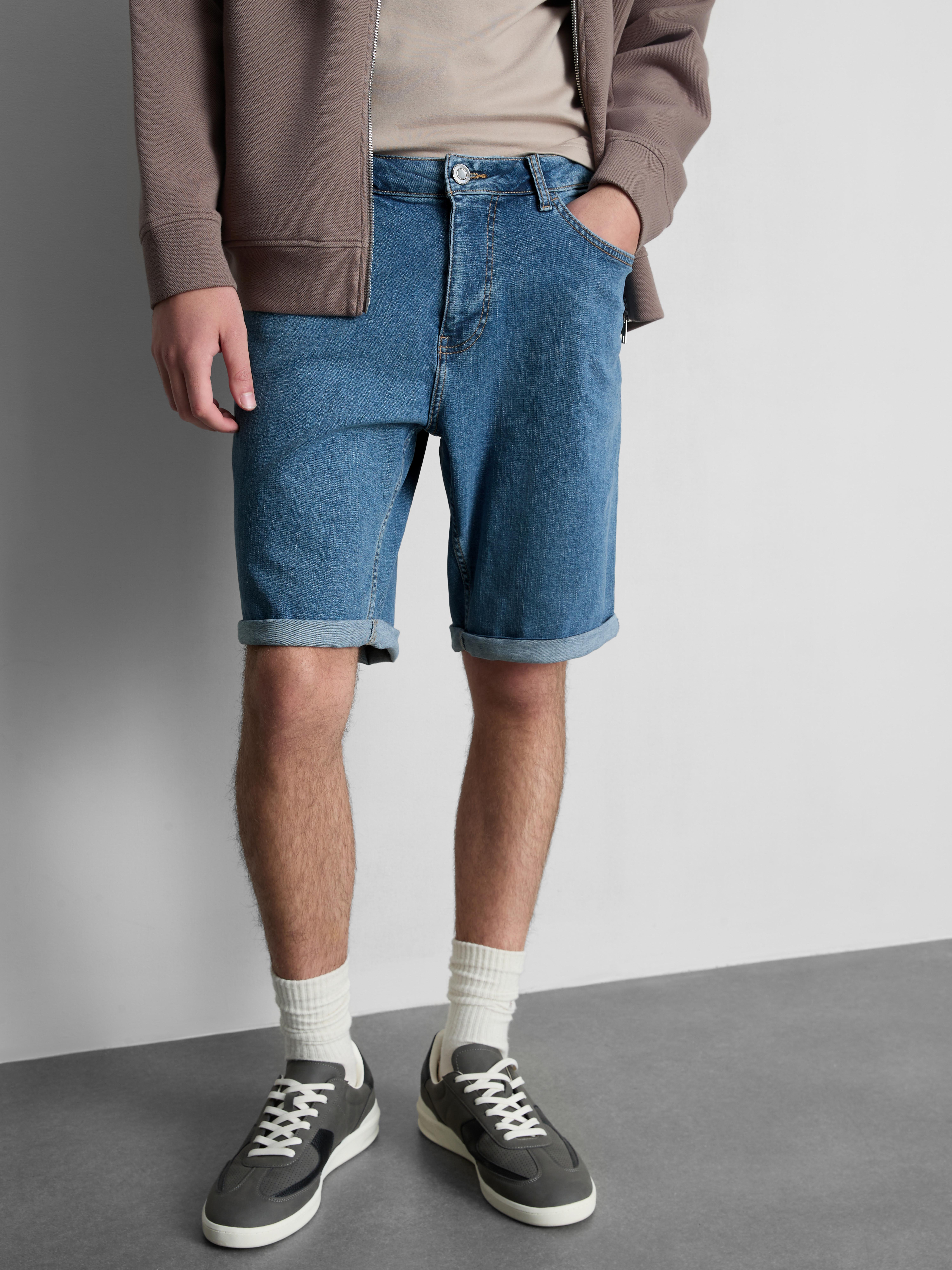 Pantaloncini jeans a gamba dritta