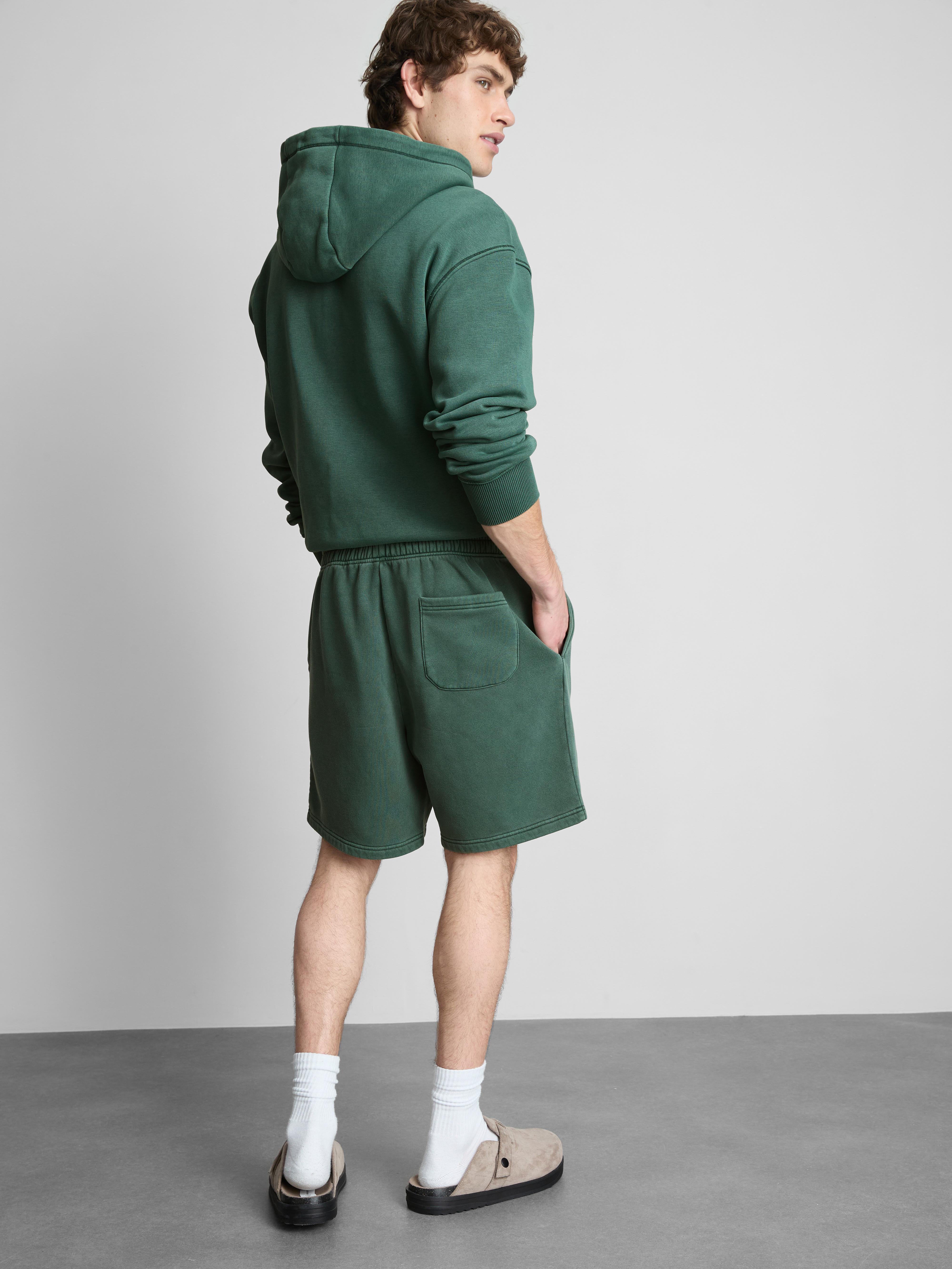 Verwaschene Shorts mit elastischem Bund