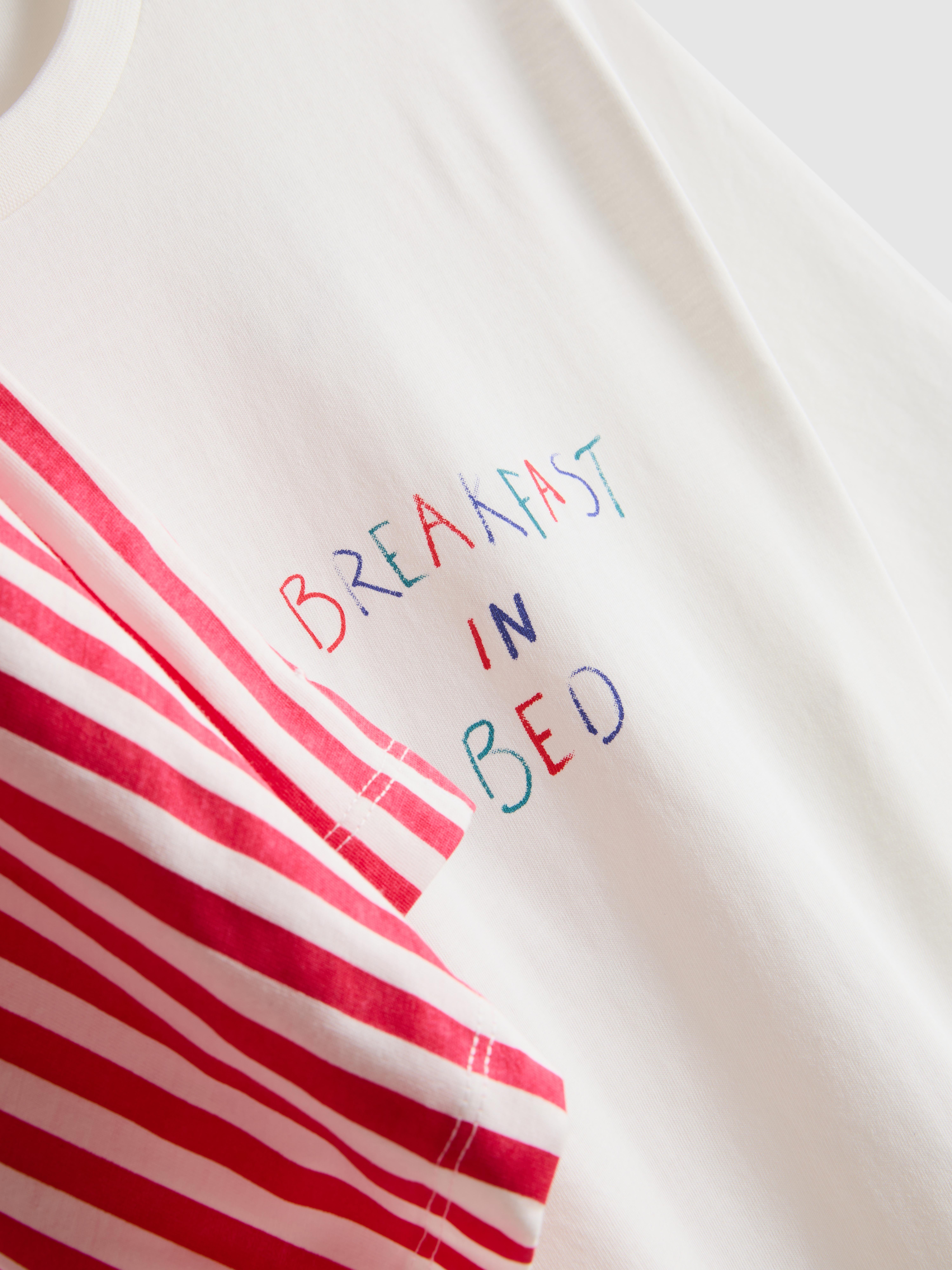 Pijama con pantalones y camiseta «Breakfast in Bed»