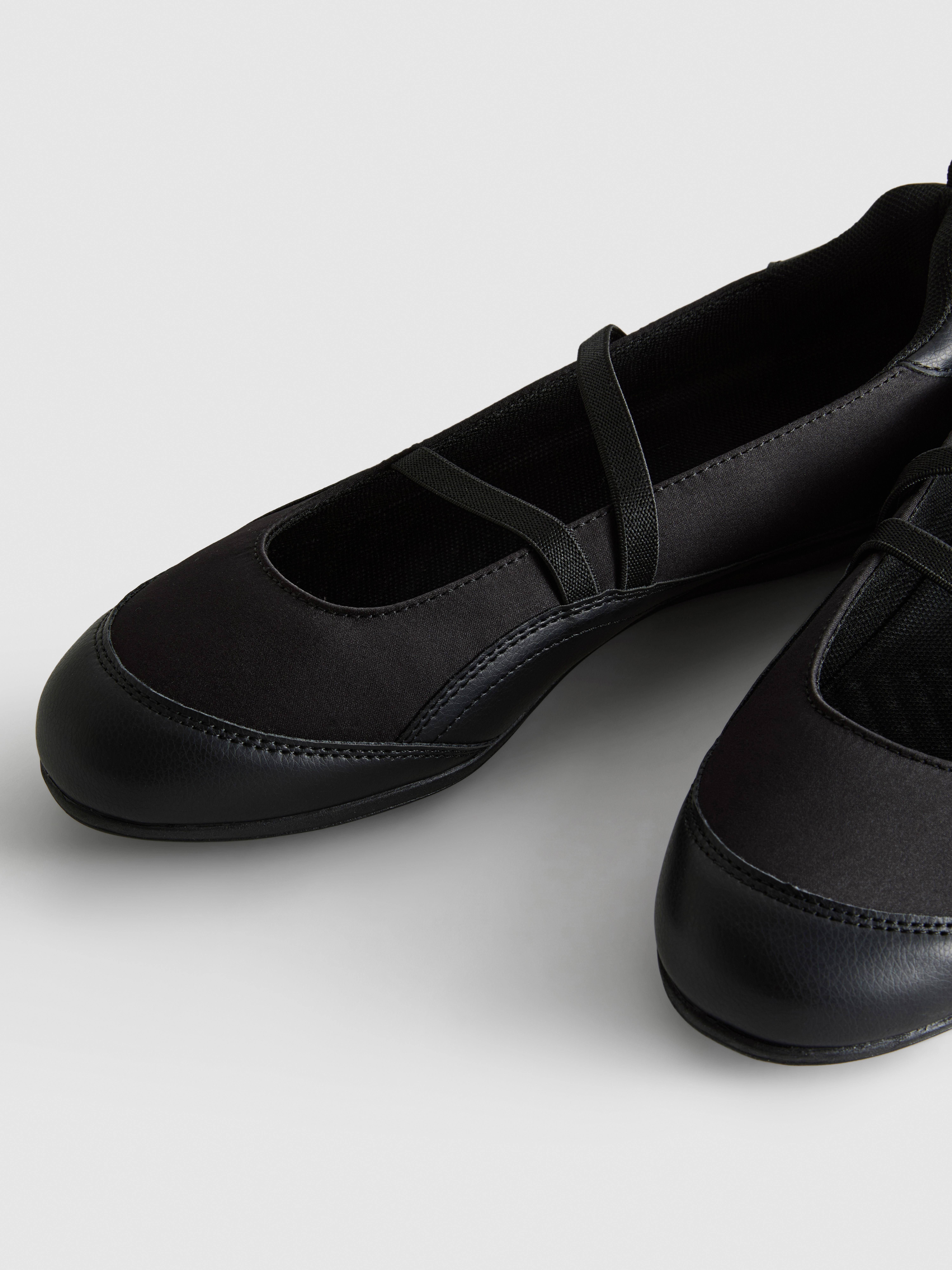 Sneaker-Ballerinas