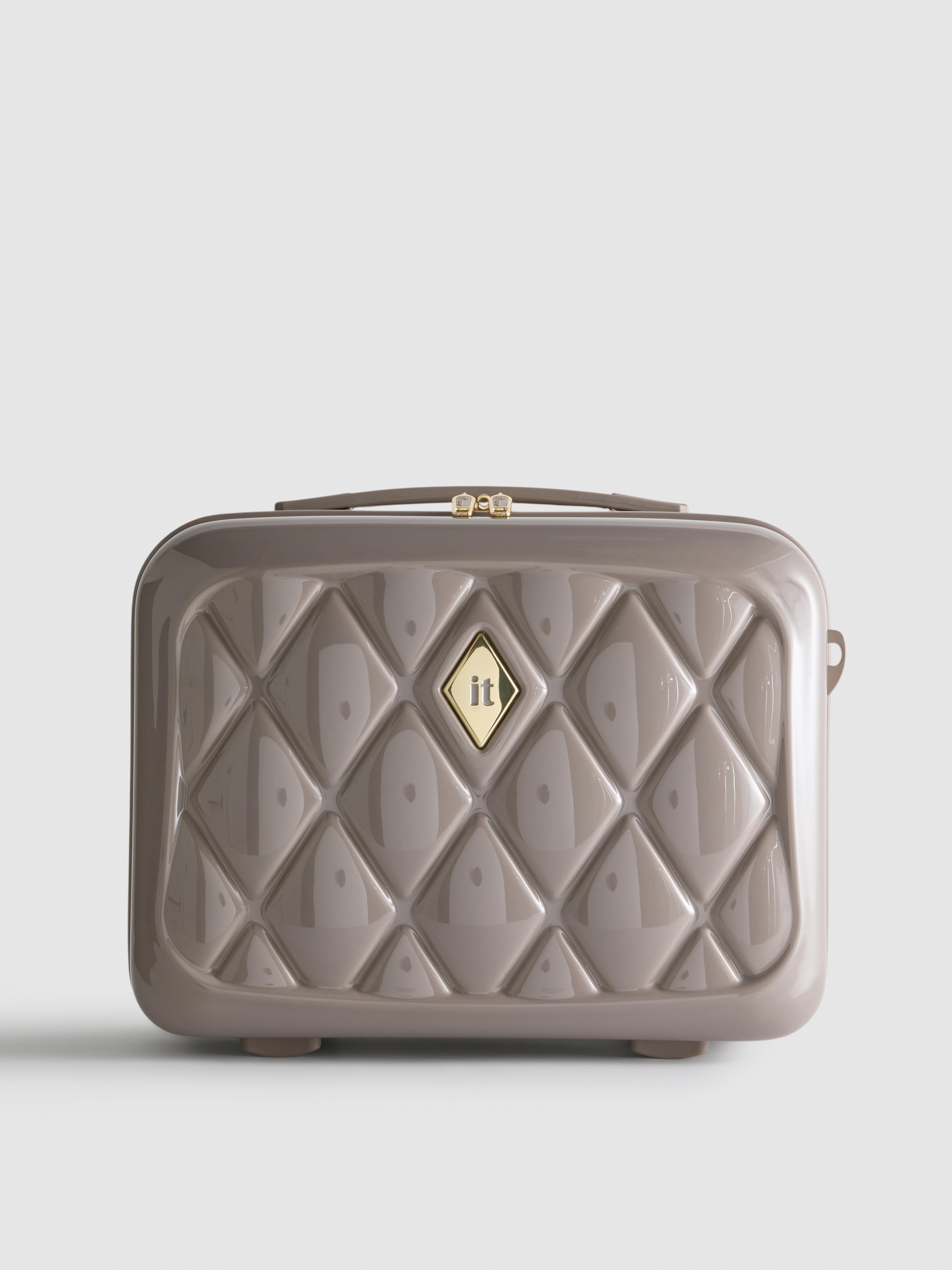 Vanity rigide matelassé