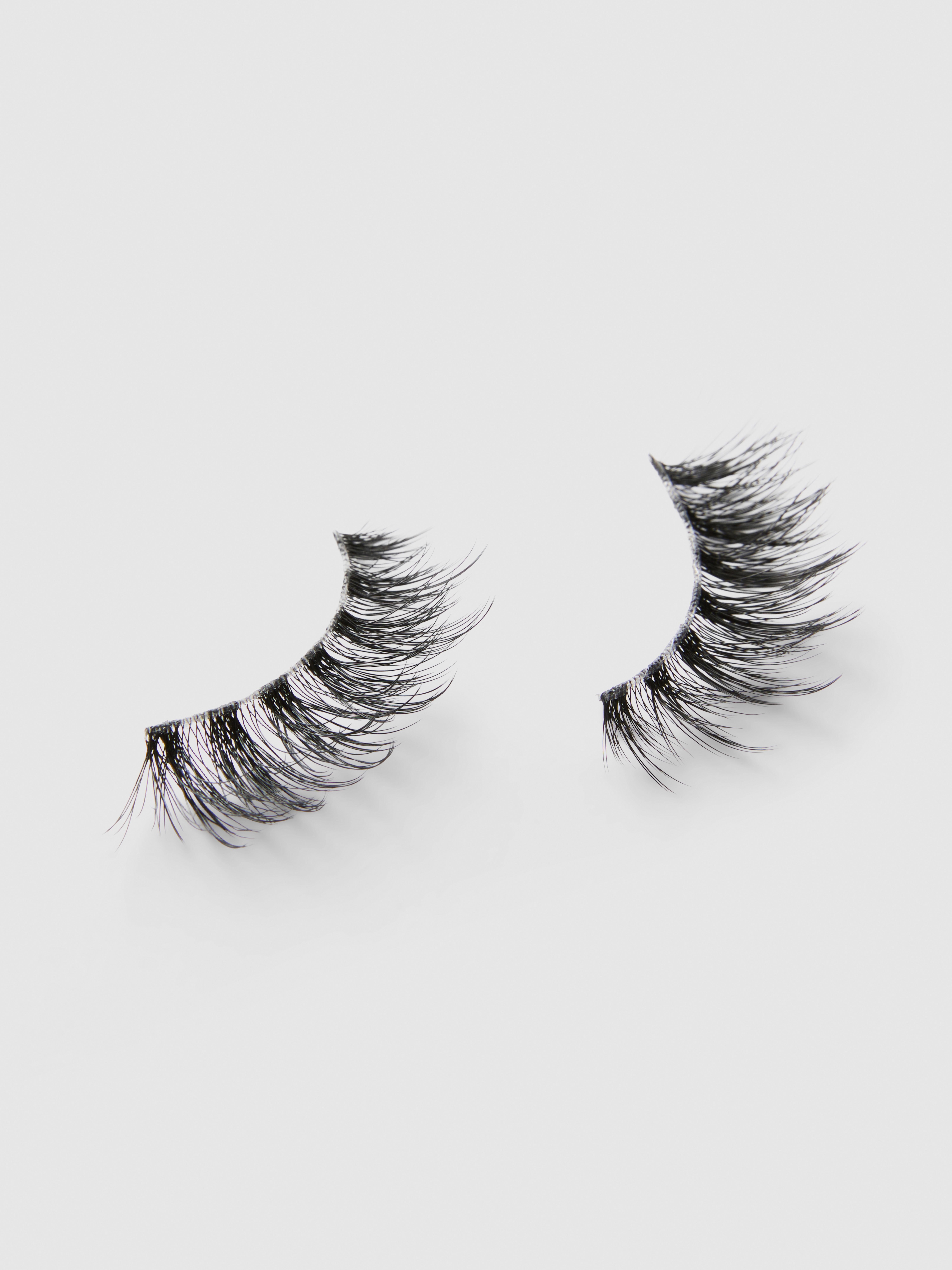 Sosu Cosmetics Kylie False Lashes